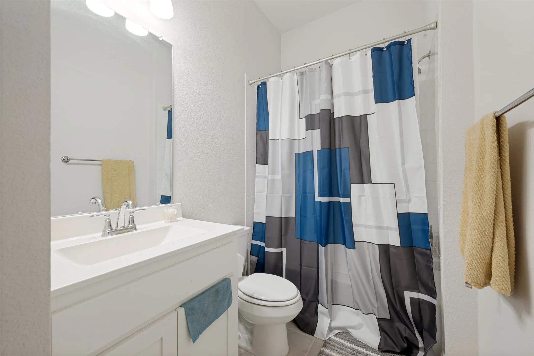 Single Family Residence For Sale in Tarrant County , 712 Matador Lane, Arlington, Texas 76002, 5 Bedrooms, 4 Bathrooms, 2 Garage spaces, 3,443 Sqft, built in 2023, Price $596,888, mls#21324462, Real Estate Agent in Arlington, Homes For Sale in Tarrant county, Homes For Sale in Arlington, Realtor in Arlington Texas, Real Estate Brokerage Independent Realty Texas, Luminita Cordes Realtor