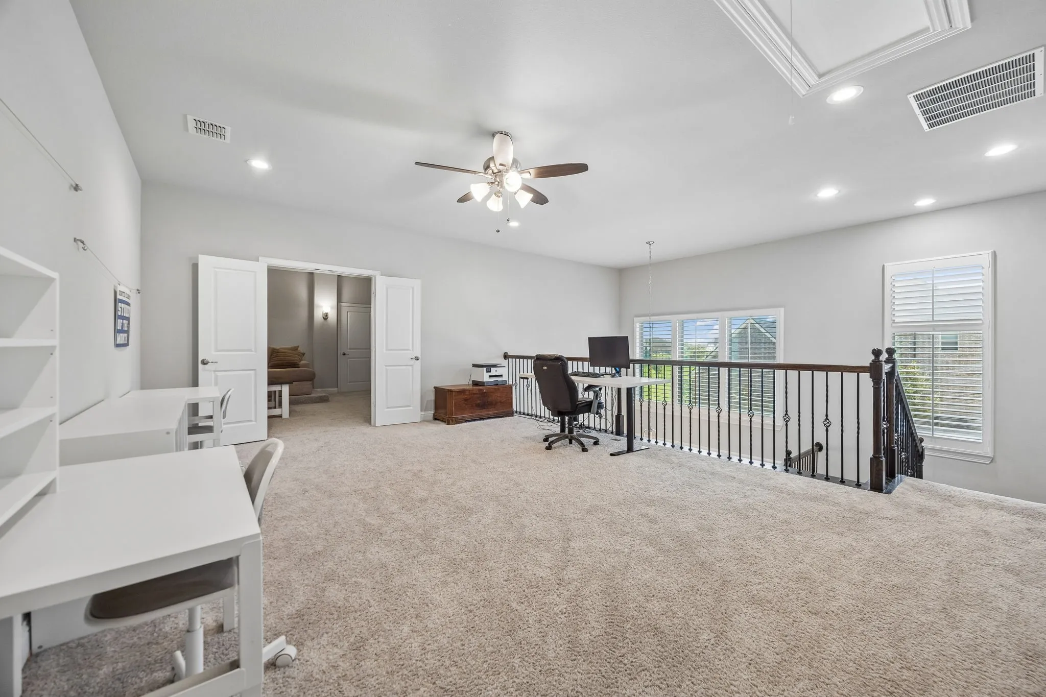 Single Family Residence For Sale in Grayson County , 1116 Macgregor Lane, Gunter, Texas 75058, 4 Bedroom, 4 Bathroom, 3 Garage spaces, 3,325 Sqft, built in 2018, mls#21324309, Real Estate Agent in Gunter, Homes For Sale in Grayson county, Homes For Sale in Gunter, Realtor in Gunter Texas, Real Estate Brokerage Independent Realty Texas, Luminita Cordes Realtor
