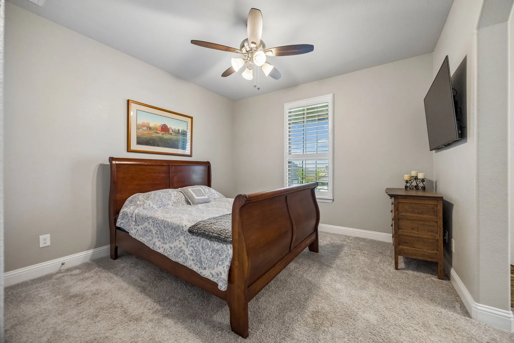 Single Family Residence For Sale in Grayson County , 1116 Macgregor Lane, Gunter, Texas 75058, 4 Bedroom, 4 Bathroom, 3 Garage spaces, 3,325 Sqft, built in 2018, mls#21324309, Real Estate Agent in Gunter, Homes For Sale in Grayson county, Homes For Sale in Gunter, Realtor in Gunter Texas, Real Estate Brokerage Independent Realty Texas, Luminita Cordes Realtor