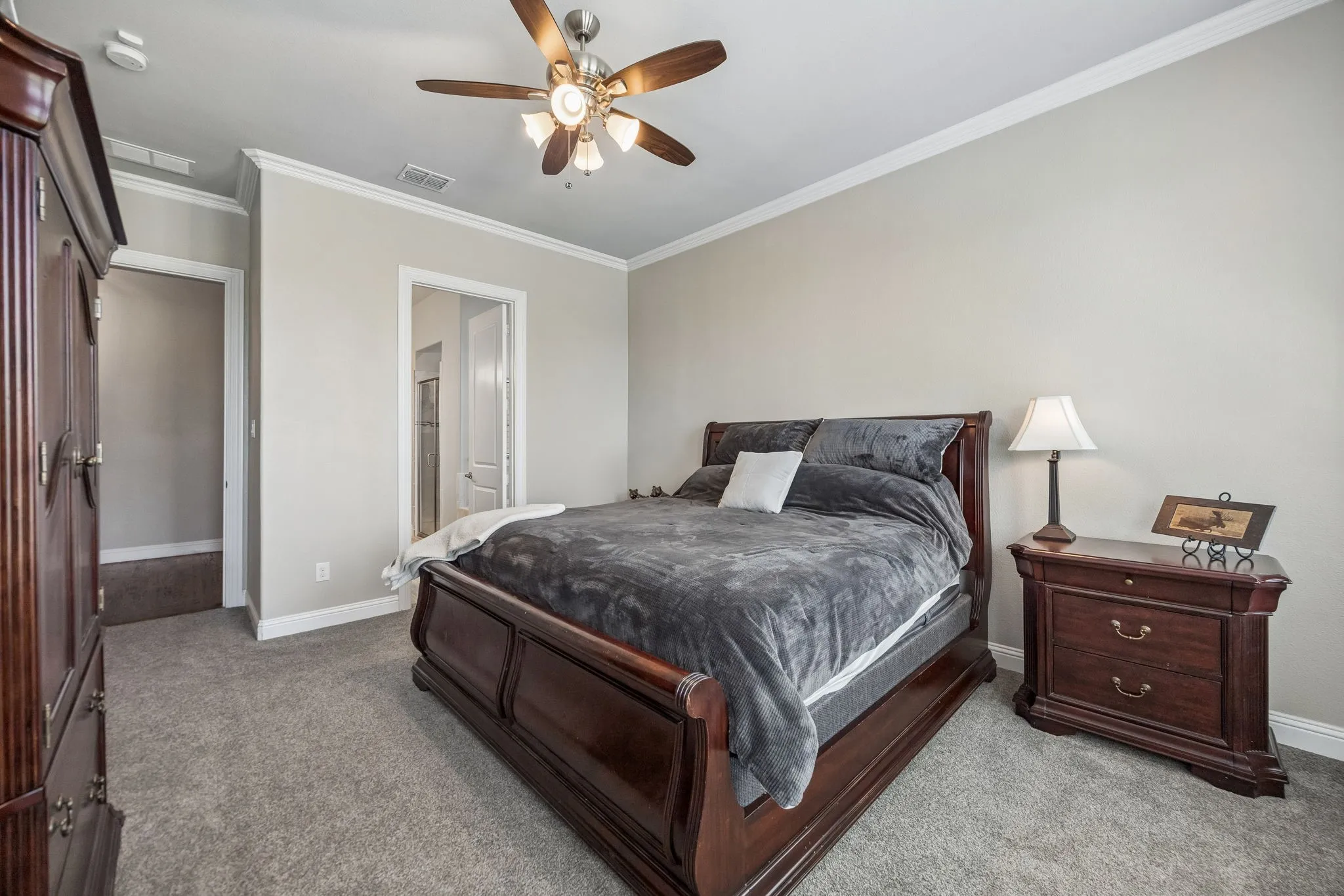Single Family Residence For Sale in Grayson County , 1116 Macgregor Lane, Gunter, Texas 75058, 4 Bedroom, 4 Bathroom, 3 Garage spaces, 3,325 Sqft, built in 2018, mls#21324309, Real Estate Agent in Gunter, Homes For Sale in Grayson county, Homes For Sale in Gunter, Realtor in Gunter Texas, Real Estate Brokerage Independent Realty Texas, Luminita Cordes Realtor