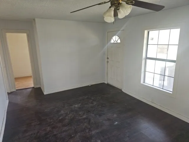 Single Family Residence For Sale in Nueces County , 525 Jane Street, Corpus Christi, Texas 78418, 3 Bedroom, 2 Bathroom, 1 Garage spaces, 1,118 Sqft, built in 1960, mls#21324940, Real Estate Agent in Corpus Christi, Homes For Sale in Nueces county, Homes For Sale in Corpus Christi, Realtor in Corpus Christi Texas, Real Estate Brokerage Independent Realty Texas, Luminita Cordes Realtor