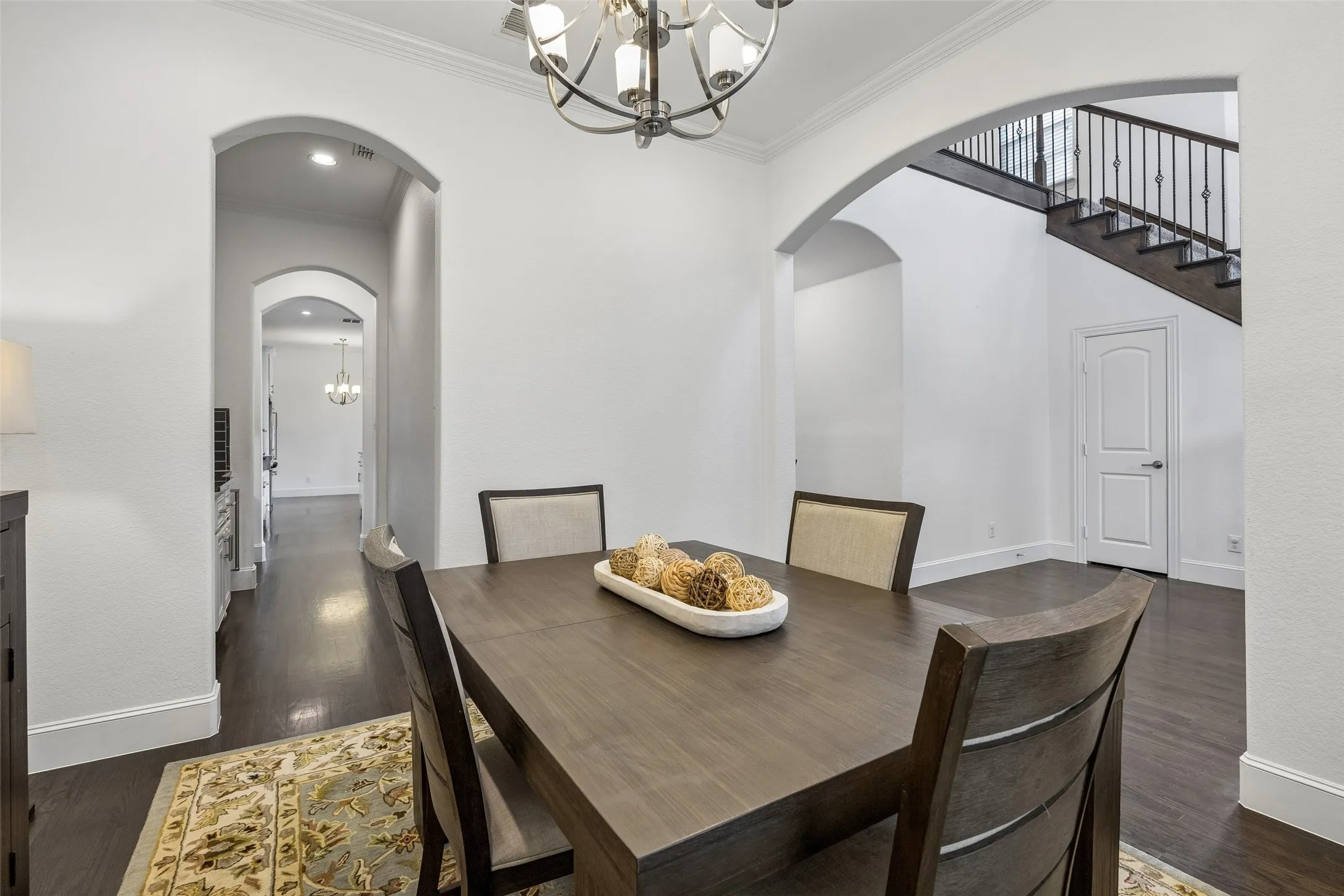 Single Family Residence For Sale in Dallas County , 1022 Shadyside Lane, Dallas, Texas 75223, 3 Bedroom, 4 Bathroom, 2 Garage spaces, 3,147 Sqft, built in 2016, mls#21322185, Real Estate Agent in Dallas, Homes For Sale in Dallas county, Homes For Sale in Dallas, Realtor in Dallas Texas, Real Estate Brokerage Independent Realty Texas, Luminita Cordes Realtor