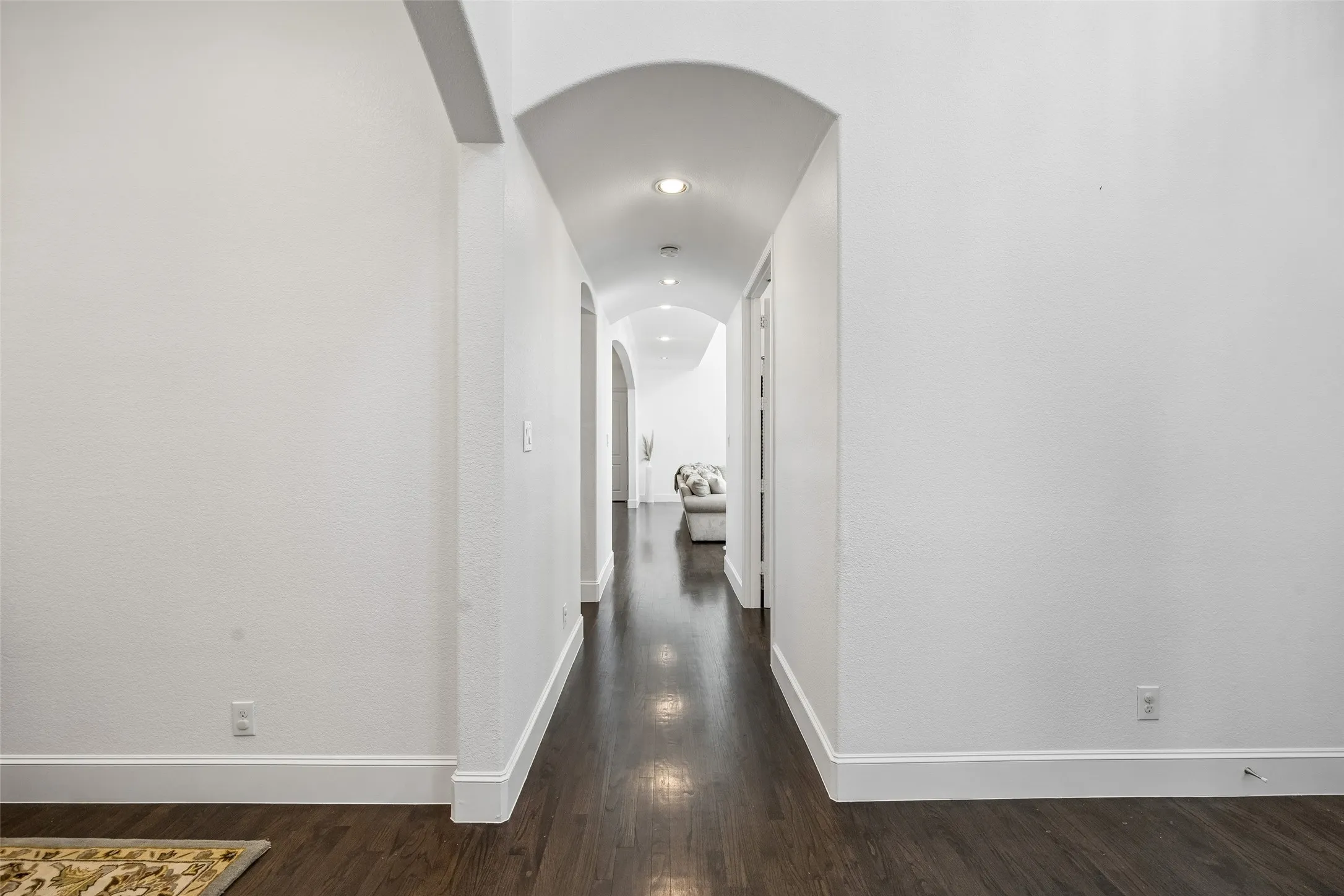 Single Family Residence For Sale in Dallas County , 1022 Shadyside Lane, Dallas, Texas 75223, 3 Bedroom, 4 Bathroom, 2 Garage spaces, 3,147 Sqft, built in 2016, mls#21322185, Real Estate Agent in Dallas, Homes For Sale in Dallas county, Homes For Sale in Dallas, Realtor in Dallas Texas, Real Estate Brokerage Independent Realty Texas, Luminita Cordes Realtor
