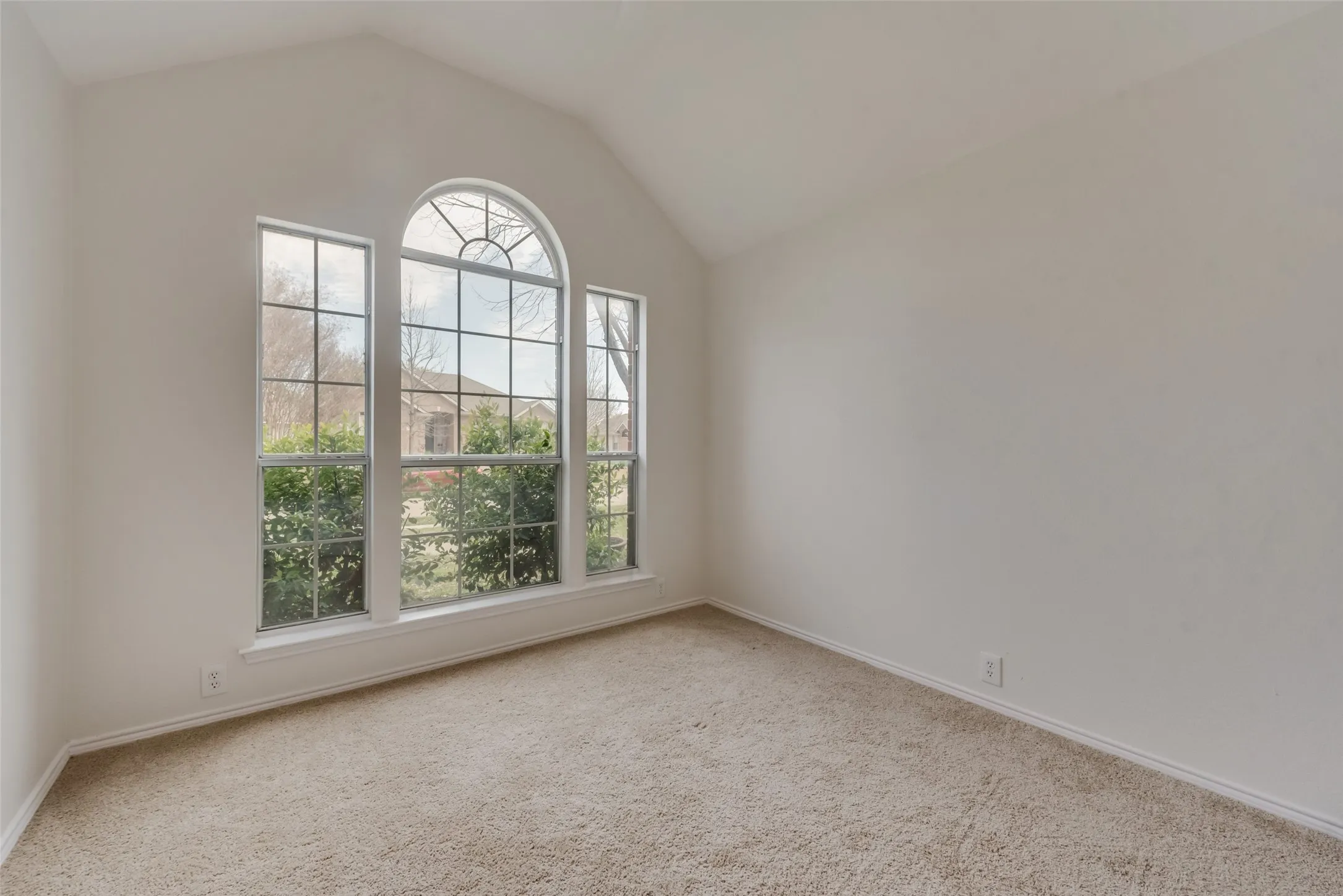 Single Family Residence For Rent in Collin County , 7307 Cresson Drive, Frisco, Texas 75035, 4 Bedroom, 2 Bathroom, 2 Garage spaces, 2,070 Sqft, built in 1998, mls#21324956, Real Estate Agent in Frisco, Homes For Rent in Collin county, Homes For Rent in Frisco, Realtor in Frisco Texas, Real Estate Brokerage Independent Realty Texas, Luminita Cordes Realtor