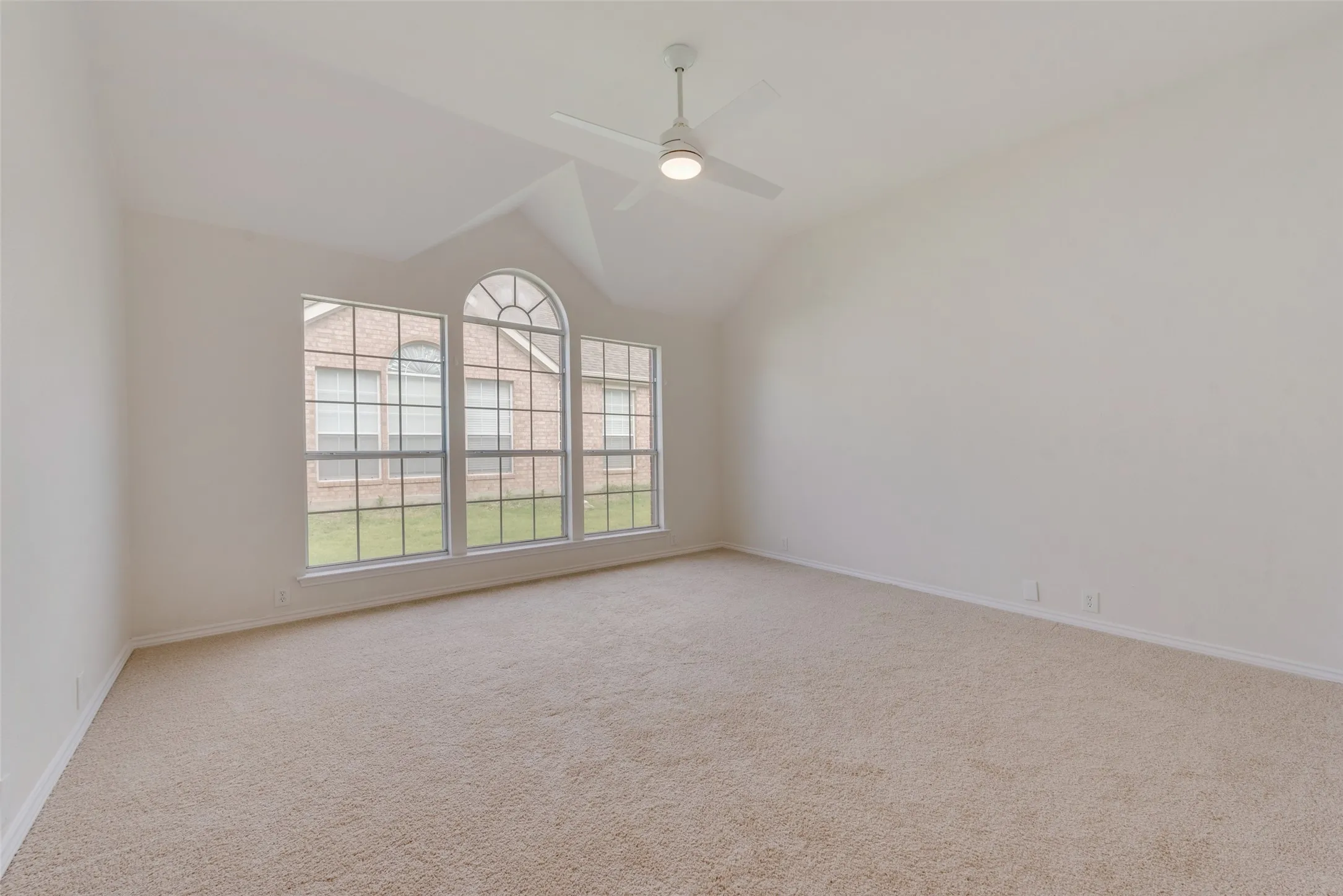 Single Family Residence For Rent in Collin County , 7307 Cresson Drive, Frisco, Texas 75035, 4 Bedroom, 2 Bathroom, 2 Garage spaces, 2,070 Sqft, built in 1998, mls#21324956, Real Estate Agent in Frisco, Homes For Rent in Collin county, Homes For Rent in Frisco, Realtor in Frisco Texas, Real Estate Brokerage Independent Realty Texas, Luminita Cordes Realtor