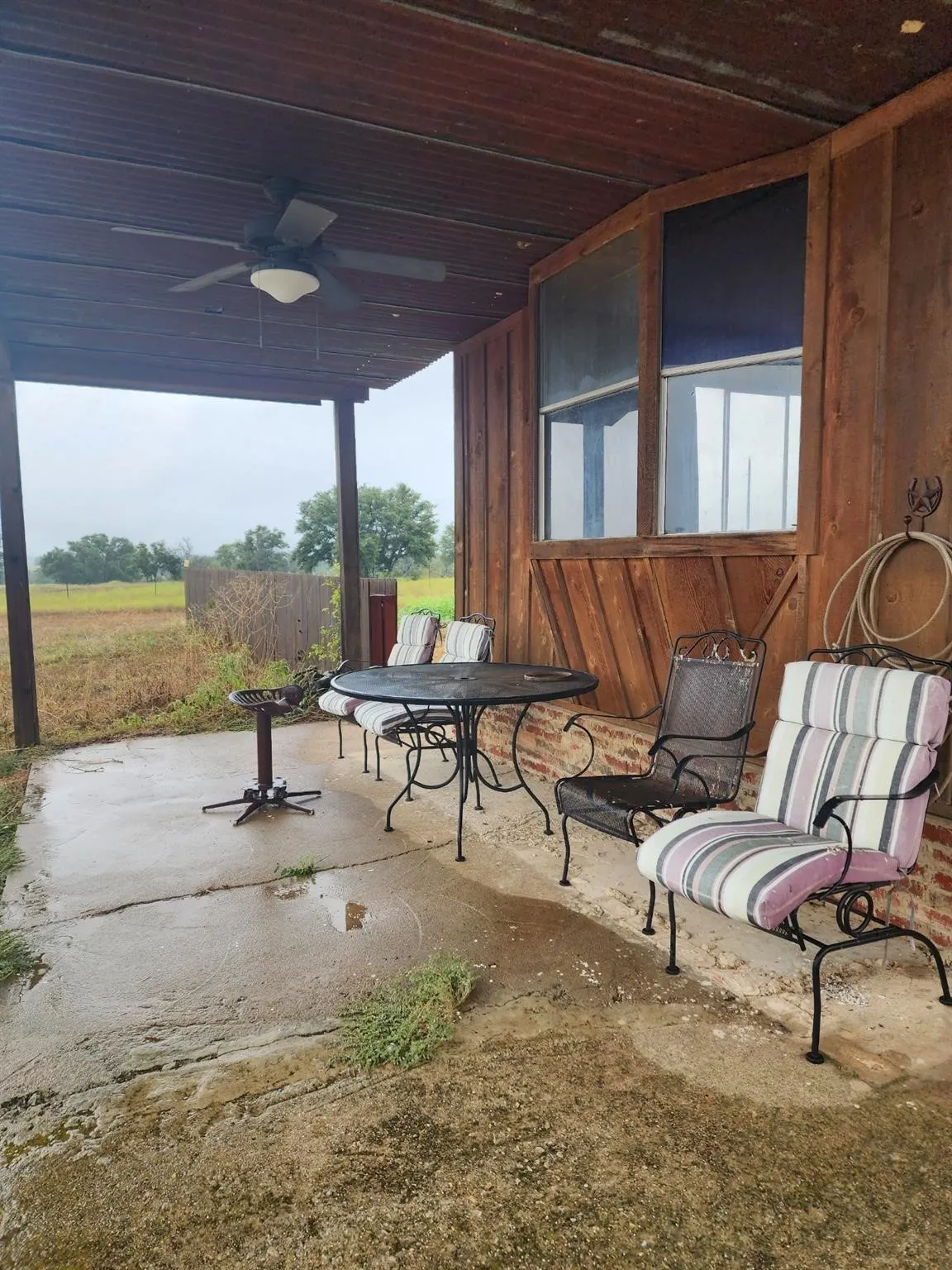 Mobile Home For Rent in Comanche County , 3310 FM 573, Comanche, Texas 76442, 2 Bedroom, 1 Bathroom, 2 Garage spaces, 952 Sqft, built in 1978, mls#21324971, Real Estate Agent in Comanche, Homes For Rent in Comanche county, Homes For Rent in Comanche, Realtor in Comanche Texas, Real Estate Brokerage Independent Realty Texas, Luminita Cordes Realtor