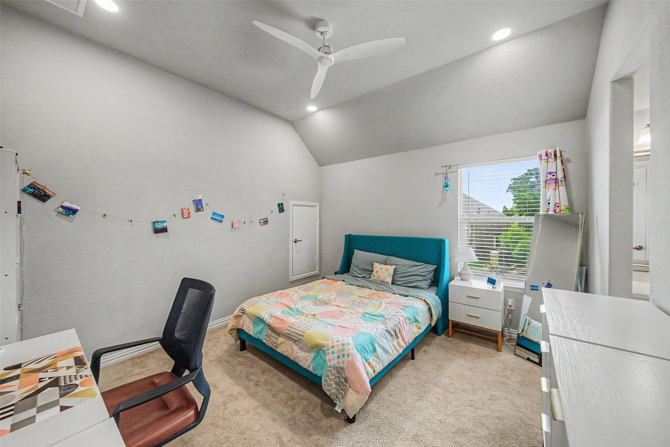 Single Family Residence For Sale in Denton County , 5200 Bradford Green Trail, Flower Mound, Texas 75028, 5 Bedroom, 5 Bathroom, 2 Garage spaces, 3,721 Sqft, built in 2021, mls#21322499, Real Estate Agent in Flower Mound, Homes For Sale in Denton county, Homes For Sale in Flower Mound, Realtor in Flower Mound Texas, Real Estate Brokerage Independent Realty Texas, Luminita Cordes Realtor