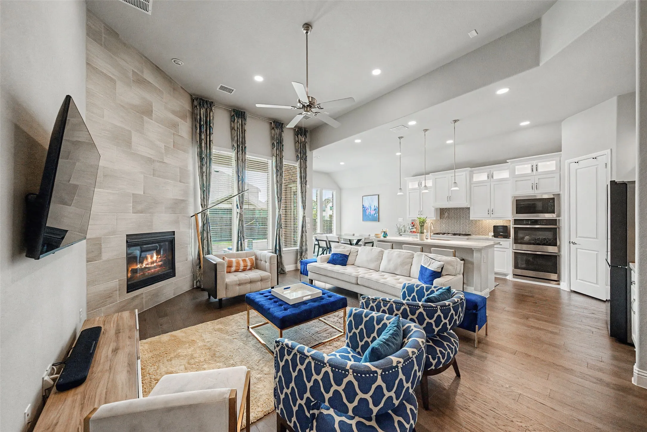 Single Family Residence For Sale in Denton County , 5200 Bradford Green Trail, Flower Mound, Texas 75028, 5 Bedroom, 5 Bathroom, 2 Garage spaces, 3,721 Sqft, built in 2021, mls#21322499, Real Estate Agent in Flower Mound, Homes For Sale in Denton county, Homes For Sale in Flower Mound, Realtor in Flower Mound Texas, Real Estate Brokerage Independent Realty Texas, Luminita Cordes Realtor