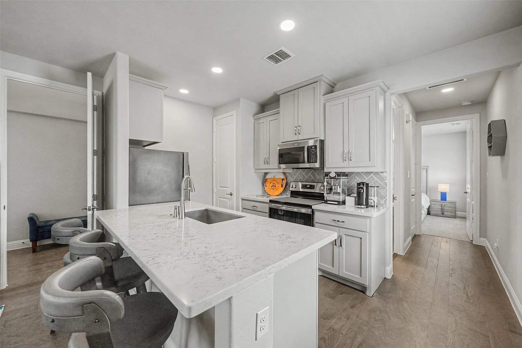 Apartment Kitchen
