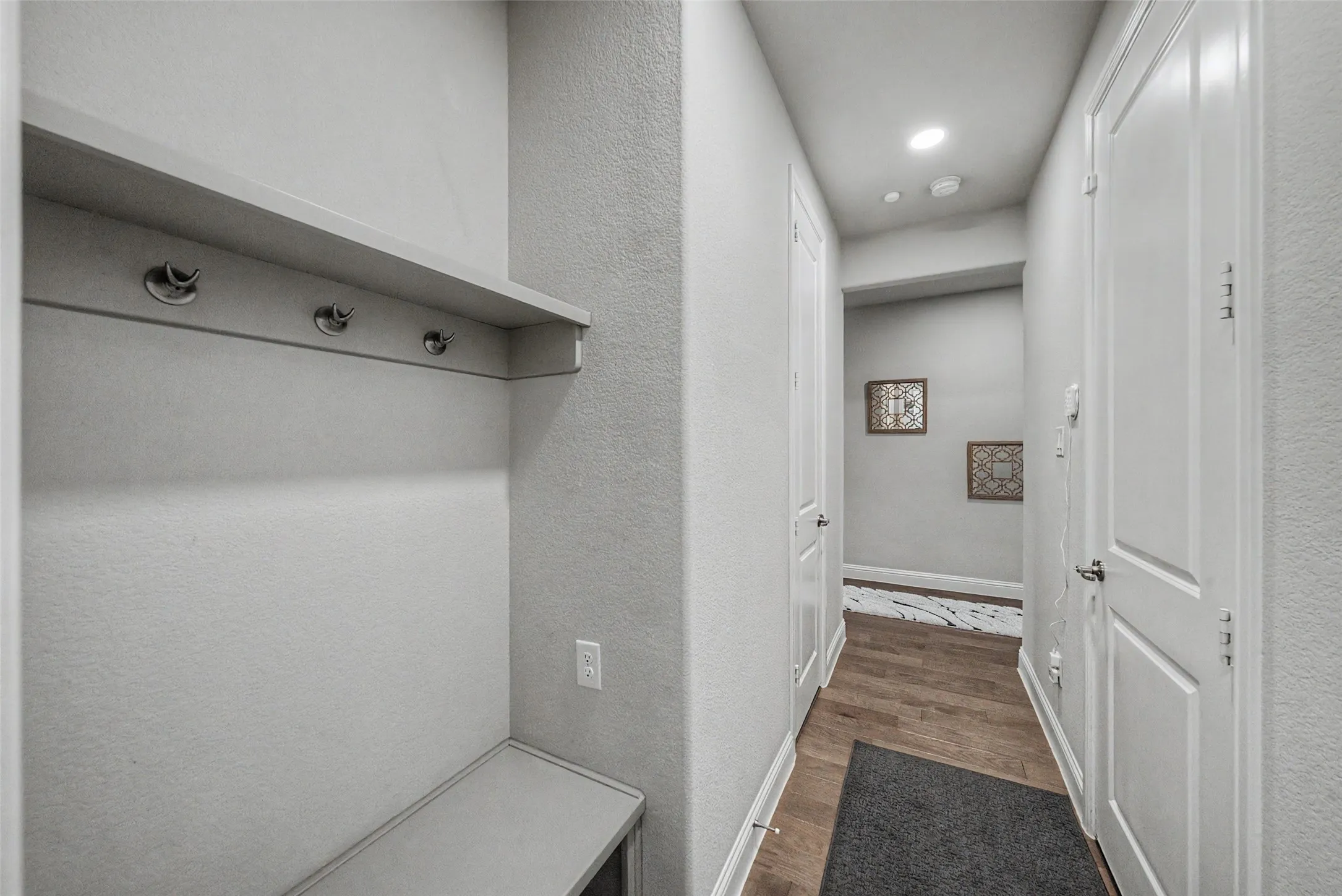 Single Family Residence For Sale in Denton County , 5200 Bradford Green Trail, Flower Mound, Texas 75028, 5 Bedroom, 5 Bathroom, 2 Garage spaces, 3,721 Sqft, built in 2021, mls#21322499, Real Estate Agent in Flower Mound, Homes For Sale in Denton county, Homes For Sale in Flower Mound, Realtor in Flower Mound Texas, Real Estate Brokerage Independent Realty Texas, Luminita Cordes Realtor