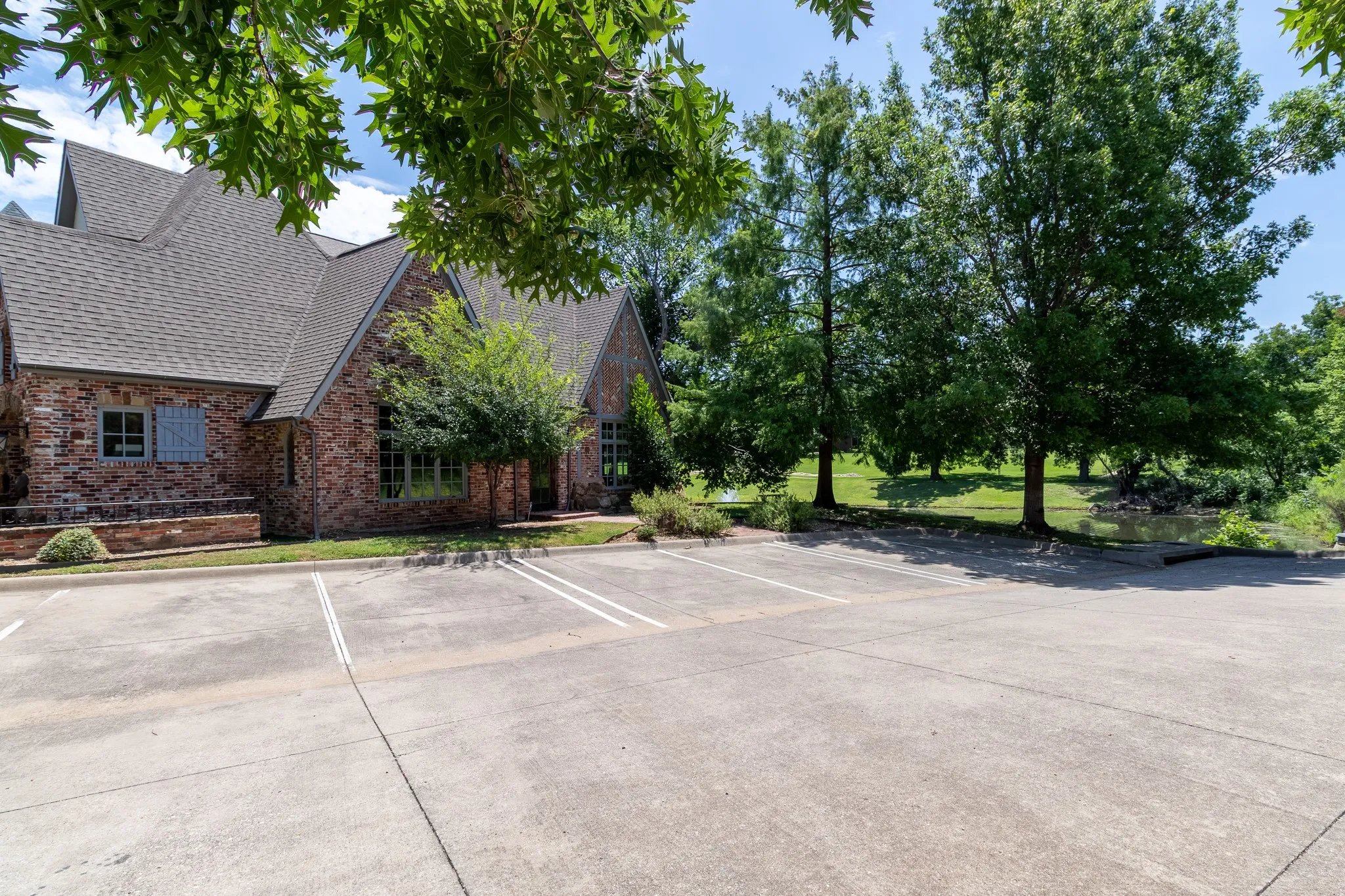 Office For Rent in Denton County , 3008 E Hebron Parkway 500, Carrollton, Texas 75010, 0, 0, Garage spaces, 0 Sqft, built in 2007, Price $3,500, mls#21324985, Real Estate Agent in Carrollton, Homes For Rent in Denton county, Homes For Rent in Carrollton, Realtor in Carrollton Texas, Real Estate Brokerage Independent Realty Texas, Luminita Cordes Realtor