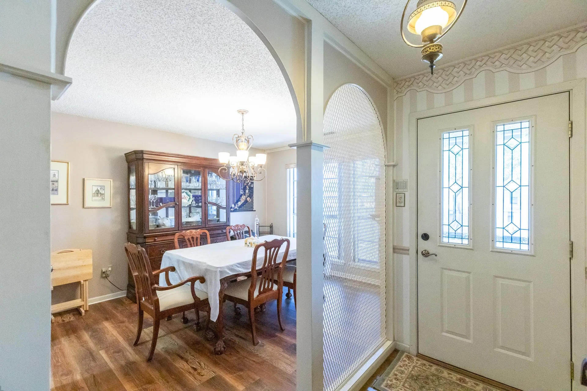 Single Family Residence For Sale in Taylor County , 3702 Santa Monica Drive, Abilene, Texas 79605, 4 Bedroom, 2 Bathroom, 2 Garage spaces, 2,240 Sqft, built in 1977, mls#21323236, Real Estate Agent in Abilene, Homes For Sale in Taylor county, Homes For Sale in Abilene, Realtor in Abilene Texas, Real Estate Brokerage Independent Realty Texas, Luminita Cordes Realtor