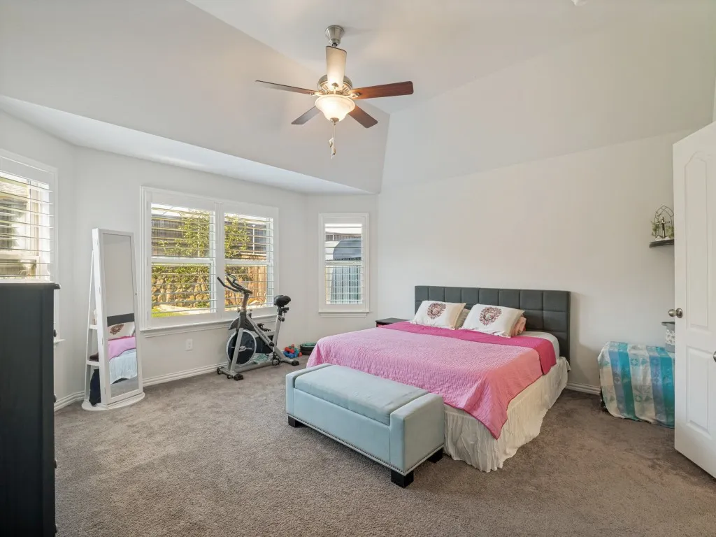 Single Family Residence For Sale in Dallas County , 2718 Bechtol Street, Garland, Texas 75042, 3 Bedroom, 2 Bathroom, 2 Garage spaces, 2,061 Sqft, built in 2019, mls#21323597, Real Estate Agent in Garland, Homes For Sale in Dallas county, Homes For Sale in Garland, Realtor in Garland Texas, Real Estate Brokerage Independent Realty Texas, Luminita Cordes Realtor