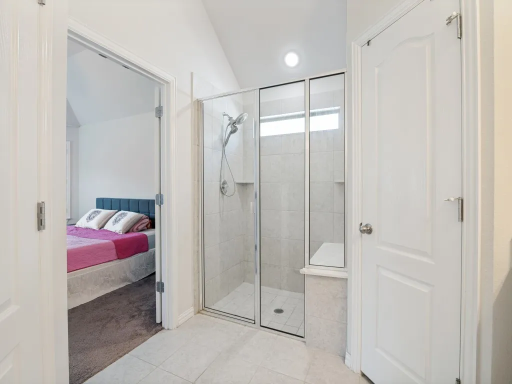 Single Family Residence For Sale in Dallas County , 2718 Bechtol Street, Garland, Texas 75042, 3 Bedroom, 2 Bathroom, 2 Garage spaces, 2,061 Sqft, built in 2019, mls#21323597, Real Estate Agent in Garland, Homes For Sale in Dallas county, Homes For Sale in Garland, Realtor in Garland Texas, Real Estate Brokerage Independent Realty Texas, Luminita Cordes Realtor