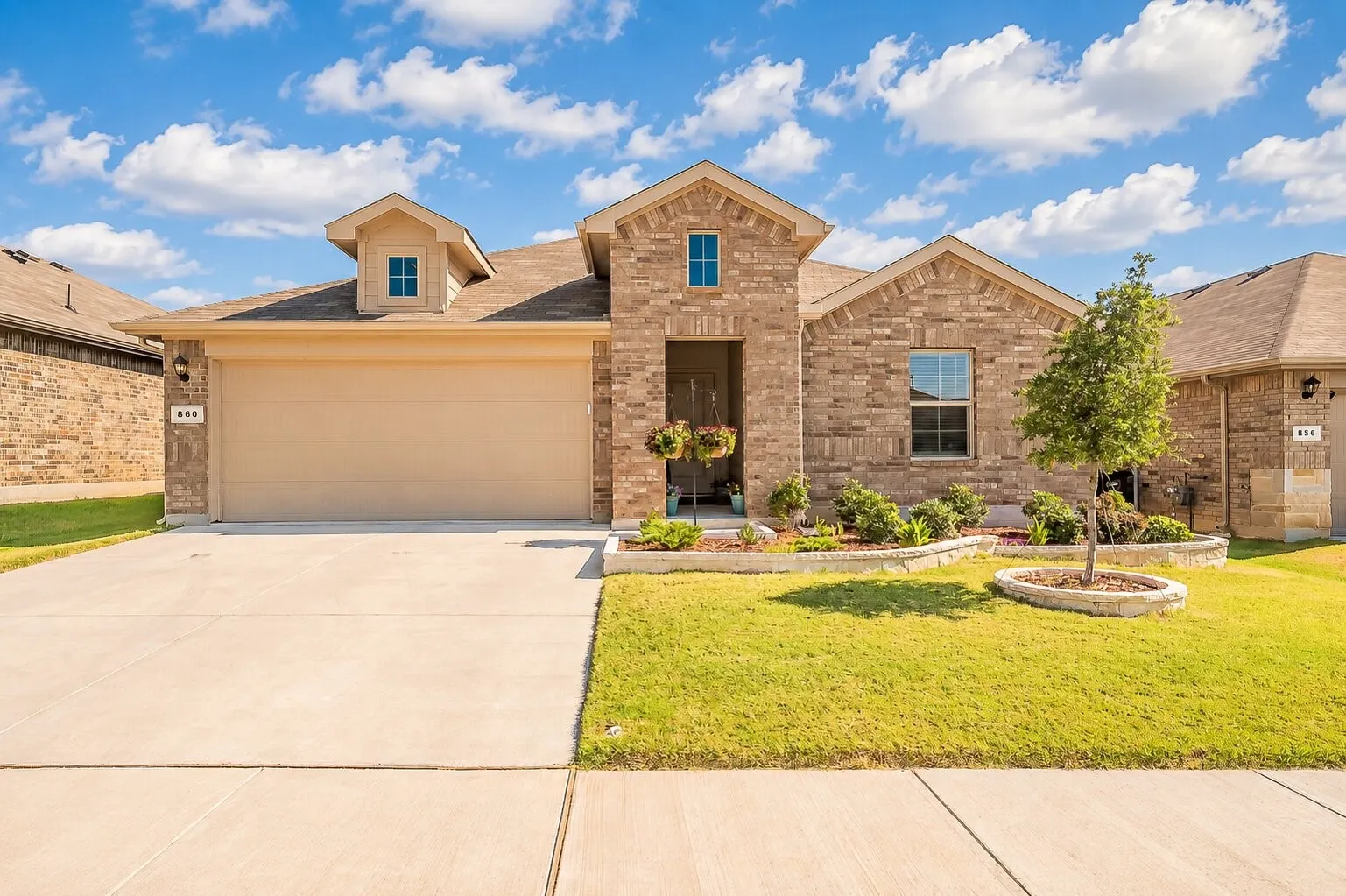 Single Family Residence For Sale in Tarrant County , 860 Round Robin Lane, Fort Worth, Texas 76131, 4 Bedroom, 2 Bathroom, 2 Garage spaces, 1,875 Sqft, built in 2024, mls#21324092, Real Estate Agent in Fort Worth, Homes For Sale in Tarrant county, Homes For Sale in Fort Worth, Realtor in Fort Worth Texas, Real Estate Brokerage Independent Realty Texas, Luminita Cordes Realtor