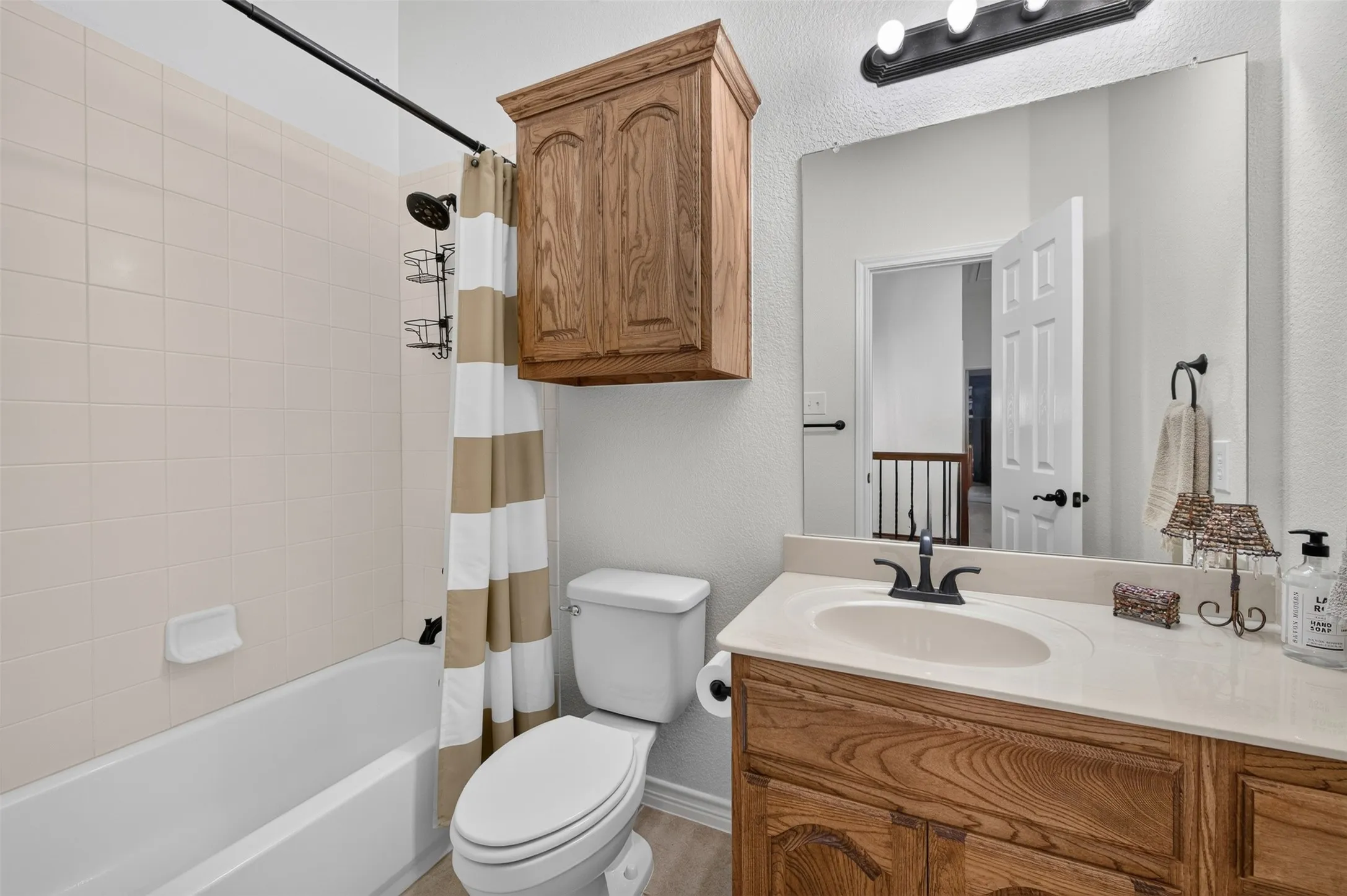 Single Family Residence For Sale in Collin County , 10256 Casetta Drive, Frisco, Texas 75035, 6 Bedroom, 4 Bathroom, 3 Garage spaces, 4,360 Sqft, built in 2011, mls#21310780, Real Estate Agent in Frisco, Homes For Sale in Collin county, Homes For Sale in Frisco, Realtor in Frisco Texas, Real Estate Brokerage Independent Realty Texas, Luminita Cordes Realtor