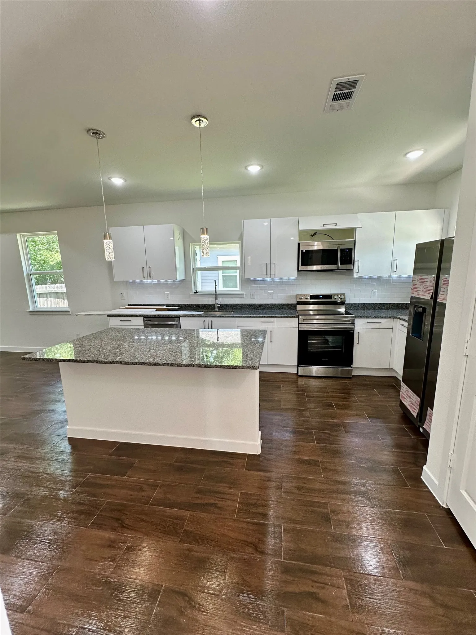 Single Family Residence For Sale in Hunt County , 2312 Morgan Street, Greenville, Texas 75401, 3 Bedroom, 2 Bathroom, Garage spaces, 1,583 Sqft, built in 2026, mls#21325044, Real Estate Agent in Greenville, Homes For Sale in Hunt county, Homes For Sale in Greenville, Realtor in Greenville Texas, Real Estate Brokerage Independent Realty Texas, Luminita Cordes Realtor