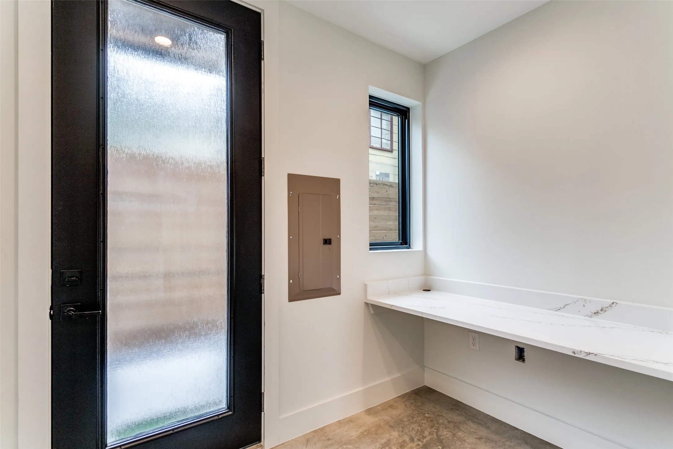 Townhouse For Rent in Dallas County , 4306 Deere Street 105, Dallas, Texas 75204, 1 Bedroom, 1 Bathroom, Garage spaces, 600 Sqft, built in 2025, mls#21325048, Real Estate Agent in Dallas, Homes For Rent in Dallas county, Homes For Rent in Dallas, Realtor in Dallas Texas, Real Estate Brokerage Independent Realty Texas, Luminita Cordes Realtor