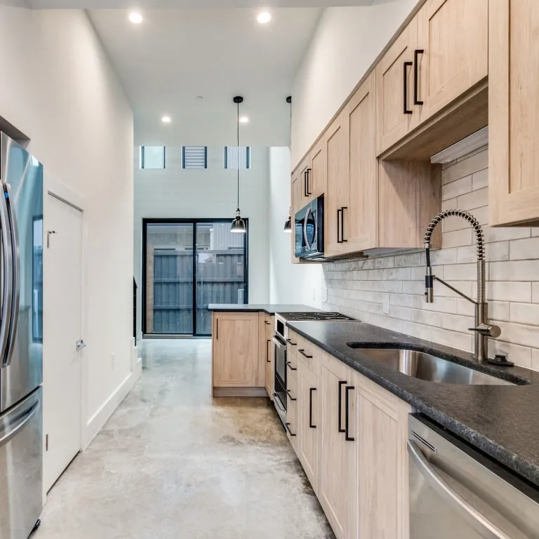 Townhouse For Rent in Dallas County , 4306 Deere Street 105, Dallas, Texas 75204, 1 Bedroom, 1 Bathroom, Garage spaces, 600 Sqft, built in 2025, mls#21325048, Real Estate Agent in Dallas, Homes For Rent in Dallas county, Homes For Rent in Dallas, Realtor in Dallas Texas, Real Estate Brokerage Independent Realty Texas, Luminita Cordes Realtor