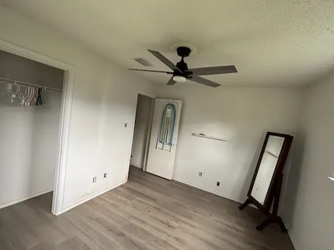 Single Family Residence For Sale in Denton County , 9881 Sycamore Drive, Little Elm, Texas 75068, 2 Bedroom, 2 Bathroom, Garage spaces, 1,176 Sqft, built in 1997, mls#21325052, Real Estate Agent in Little Elm, Homes For Sale in Denton county, Homes For Sale in Little Elm, Realtor in Little Elm Texas, Real Estate Brokerage Independent Realty Texas, Luminita Cordes Realtor