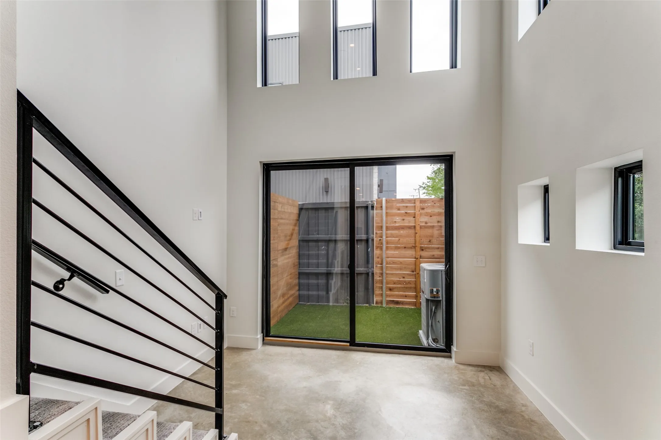 Townhouse For Rent in Dallas County , 4306 Deere Street 107, Dallas, Texas 75204, 1 Bedroom, 1 Bathroom, Garage spaces, 600 Sqft, built in 2025, mls#21325056, Real Estate Agent in Dallas, Homes For Rent in Dallas county, Homes For Rent in Dallas, Realtor in Dallas Texas, Real Estate Brokerage Independent Realty Texas, Luminita Cordes Realtor