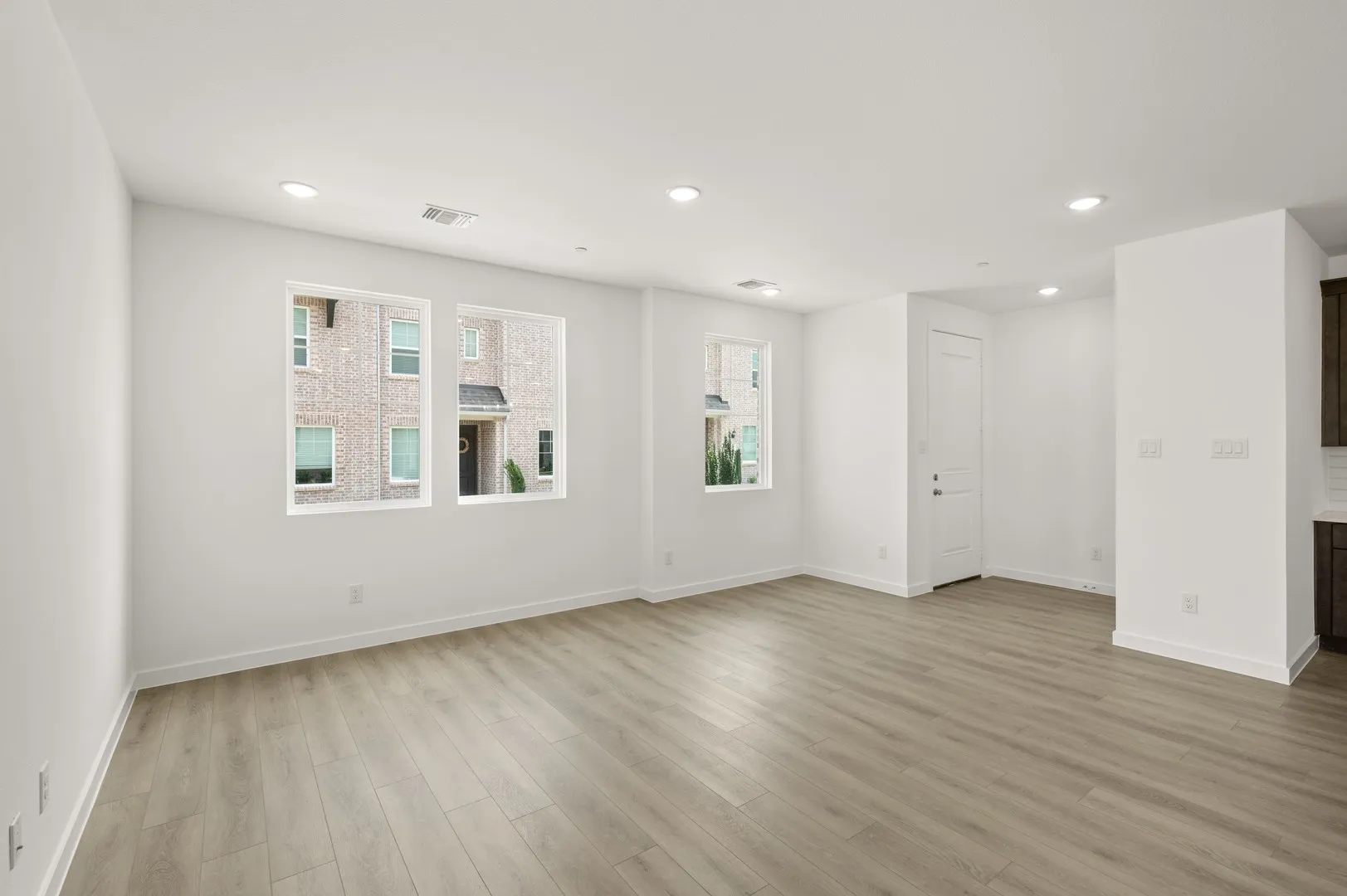 5712 Terrace- Living Room-2