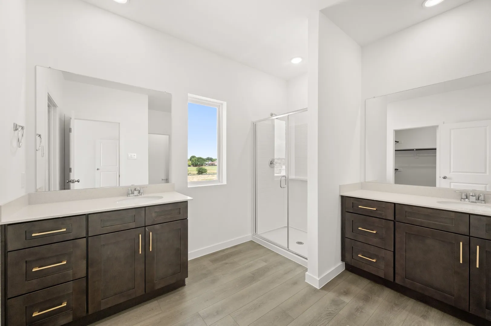 5712 Terrace- Primary Suite-4