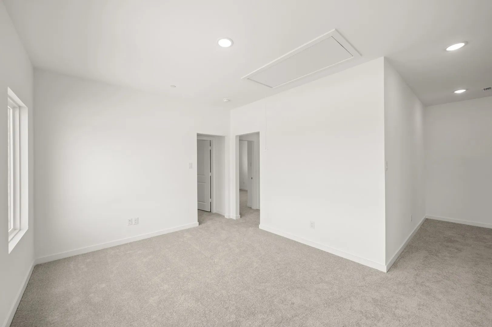 5712 Terrace- Gameroom-2
