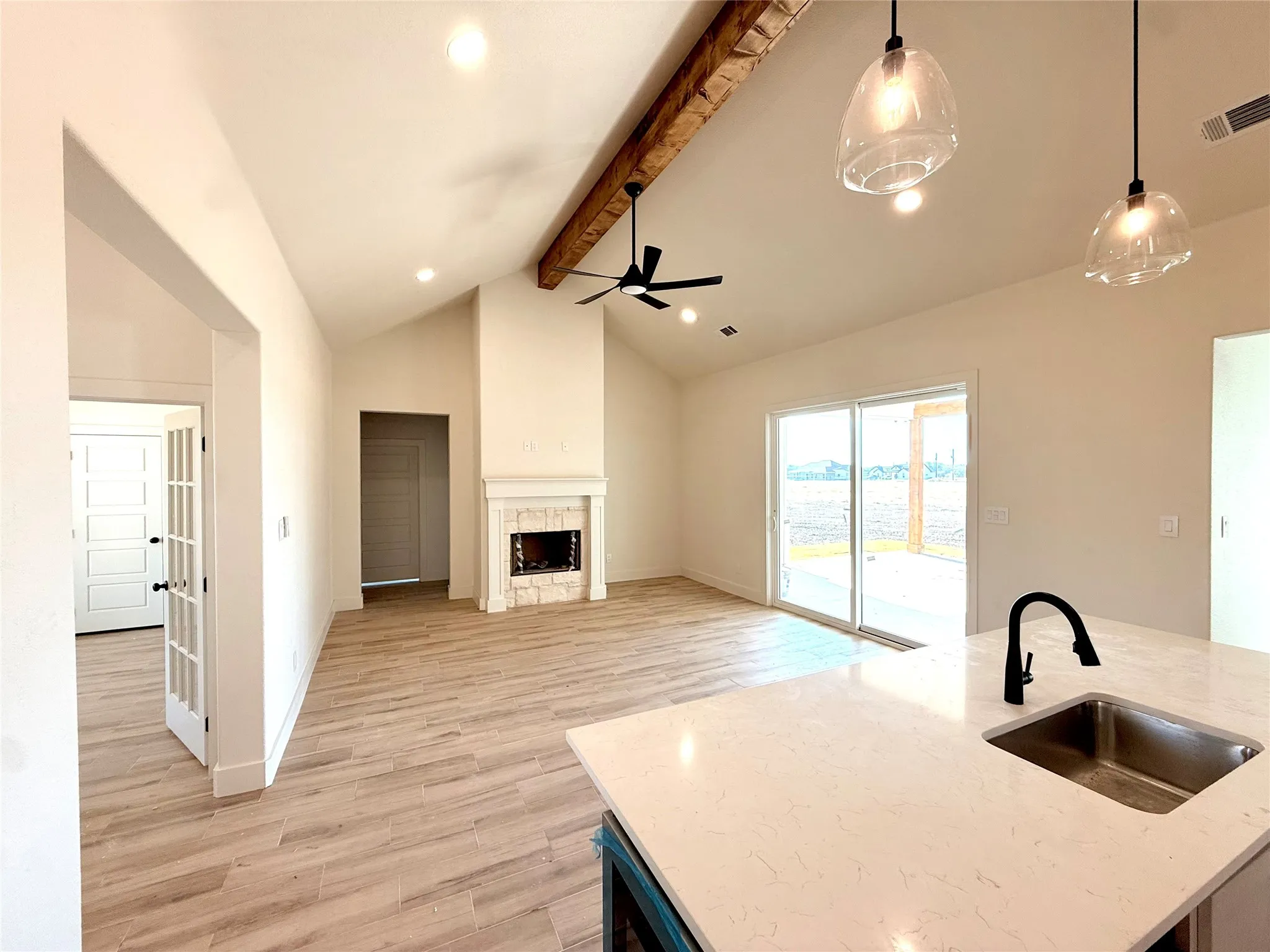Single Family Residence For Sale in Parker County , 2004 Collin Street, Weatherford, Texas 76085, 4 Bedroom, 2 Bathroom, 3 Garage spaces, 1,897 Sqft, built in 2026, mls#21324273, Real Estate Agent in Weatherford, Homes For Sale in Parker county, Homes For Sale in Weatherford, Realtor in Weatherford Texas, Real Estate Brokerage Independent Realty Texas, Luminita Cordes Realtor