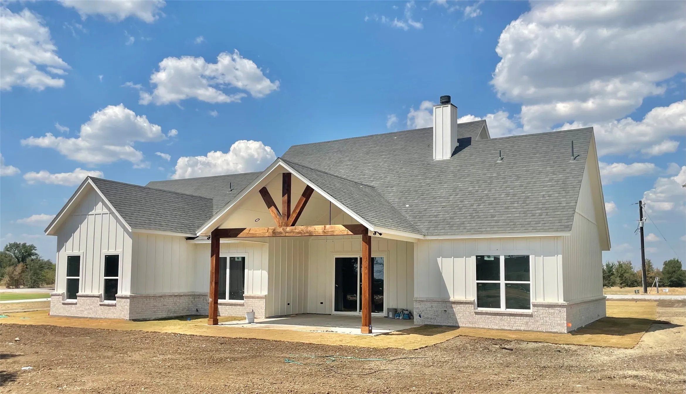 Single Family Residence For Sale in Parker County , 2004 Collin Street, Weatherford, Texas 76085, 4 Bedroom, 2 Bathroom, 3 Garage spaces, 1,897 Sqft, built in 2026, mls#21324273, Real Estate Agent in Weatherford, Homes For Sale in Parker county, Homes For Sale in Weatherford, Realtor in Weatherford Texas, Real Estate Brokerage Independent Realty Texas, Luminita Cordes Realtor