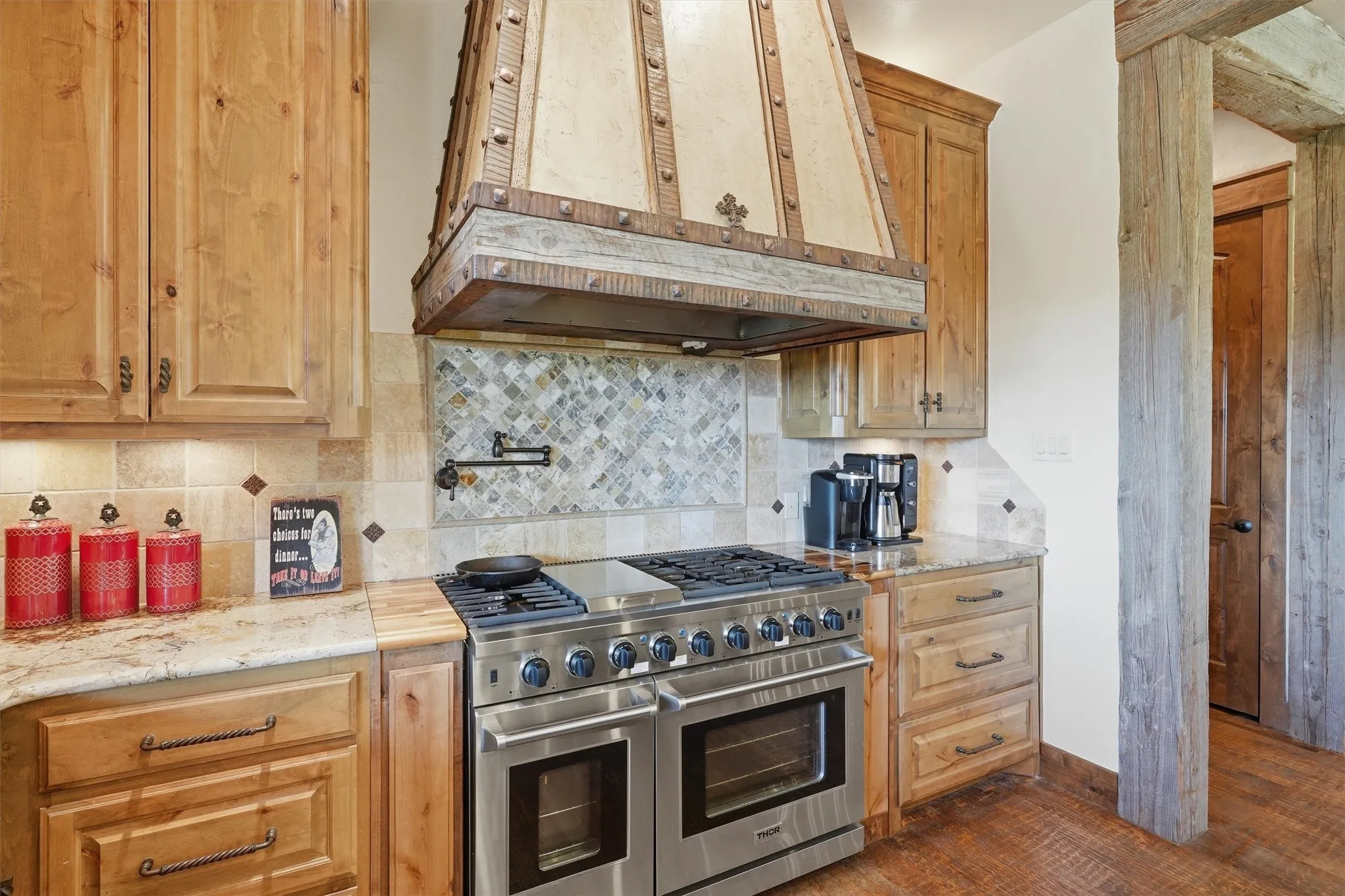 Single Family Residence For Sale in Palo Pinto County , 1046 Grandview Drive, Graford, Texas 76449, 5 Bedrooms, 7 Bathrooms, 1 Garage spaces, 5,321 Sqft, built in 2008, Price $2,000,000, mls#21323097, Real Estate Agent in Graford, Homes For Sale in Palo Pinto county, Homes For Sale in Graford, Realtor in Graford Texas, Real Estate Brokerage Independent Realty Texas, Luminita Cordes Realtor