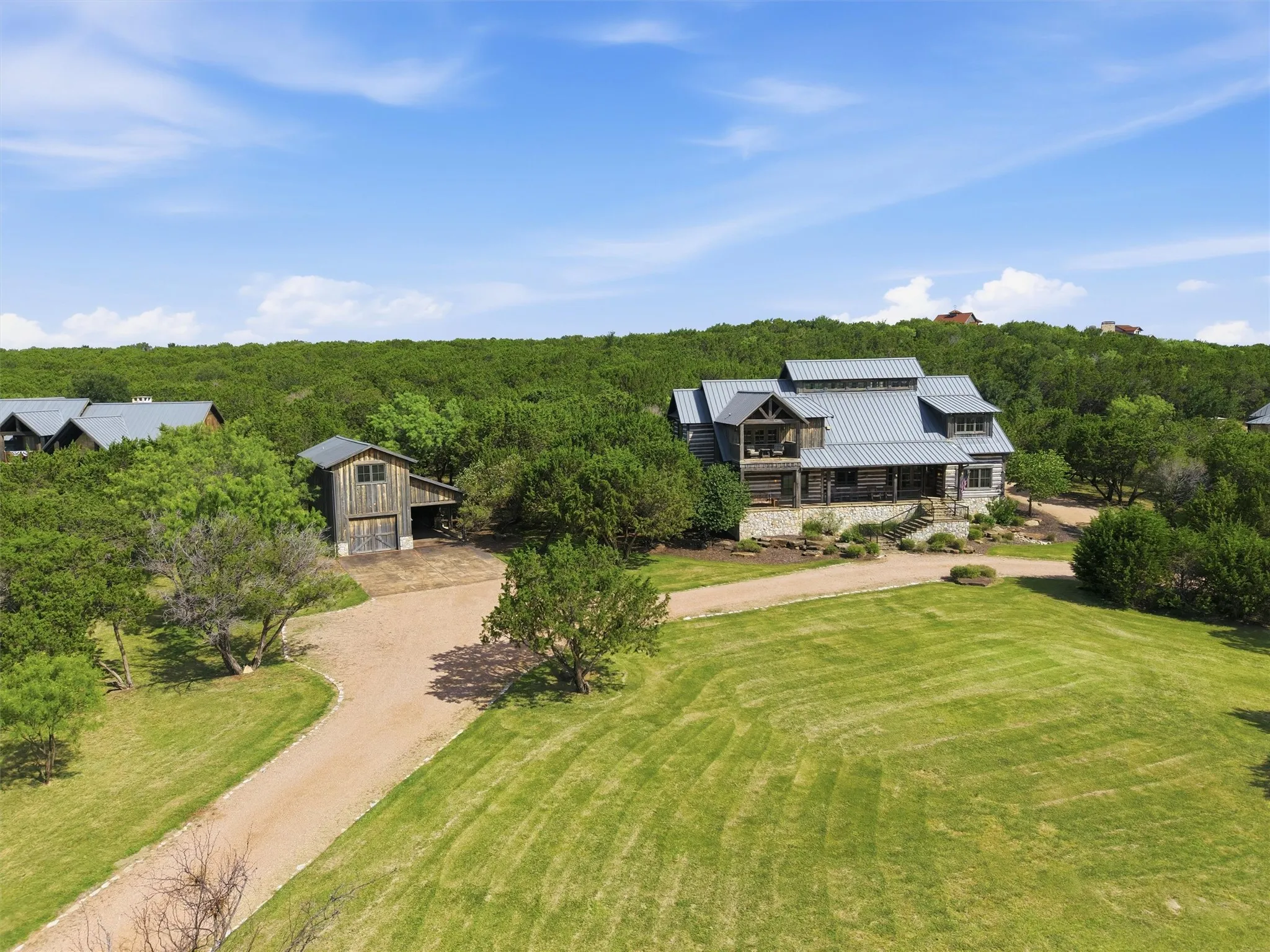 Single Family Residence For Sale in Palo Pinto County , 1046 Grandview Drive, Graford, Texas 76449, 5 Bedrooms, 7 Bathrooms, 1 Garage spaces, 5,321 Sqft, built in 2008, Price $2,000,000, mls#21323097, Real Estate Agent in Graford, Homes For Sale in Palo Pinto county, Homes For Sale in Graford, Realtor in Graford Texas, Real Estate Brokerage Independent Realty Texas, Luminita Cordes Realtor