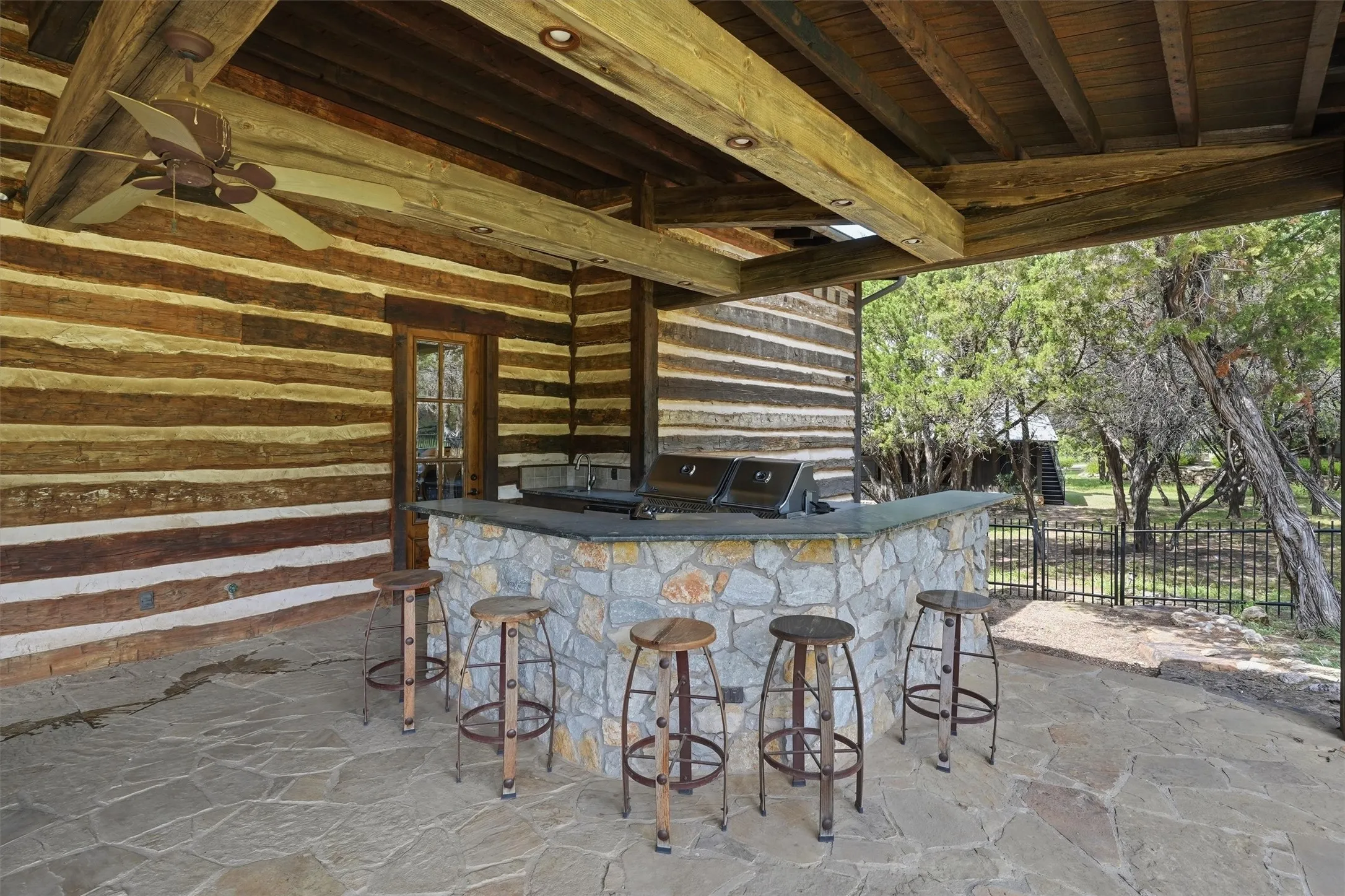Single Family Residence For Sale in Palo Pinto County , 1046 Grandview Drive, Graford, Texas 76449, 5 Bedrooms, 7 Bathrooms, 1 Garage spaces, 5,321 Sqft, built in 2008, Price $2,000,000, mls#21323097, Real Estate Agent in Graford, Homes For Sale in Palo Pinto county, Homes For Sale in Graford, Realtor in Graford Texas, Real Estate Brokerage Independent Realty Texas, Luminita Cordes Realtor