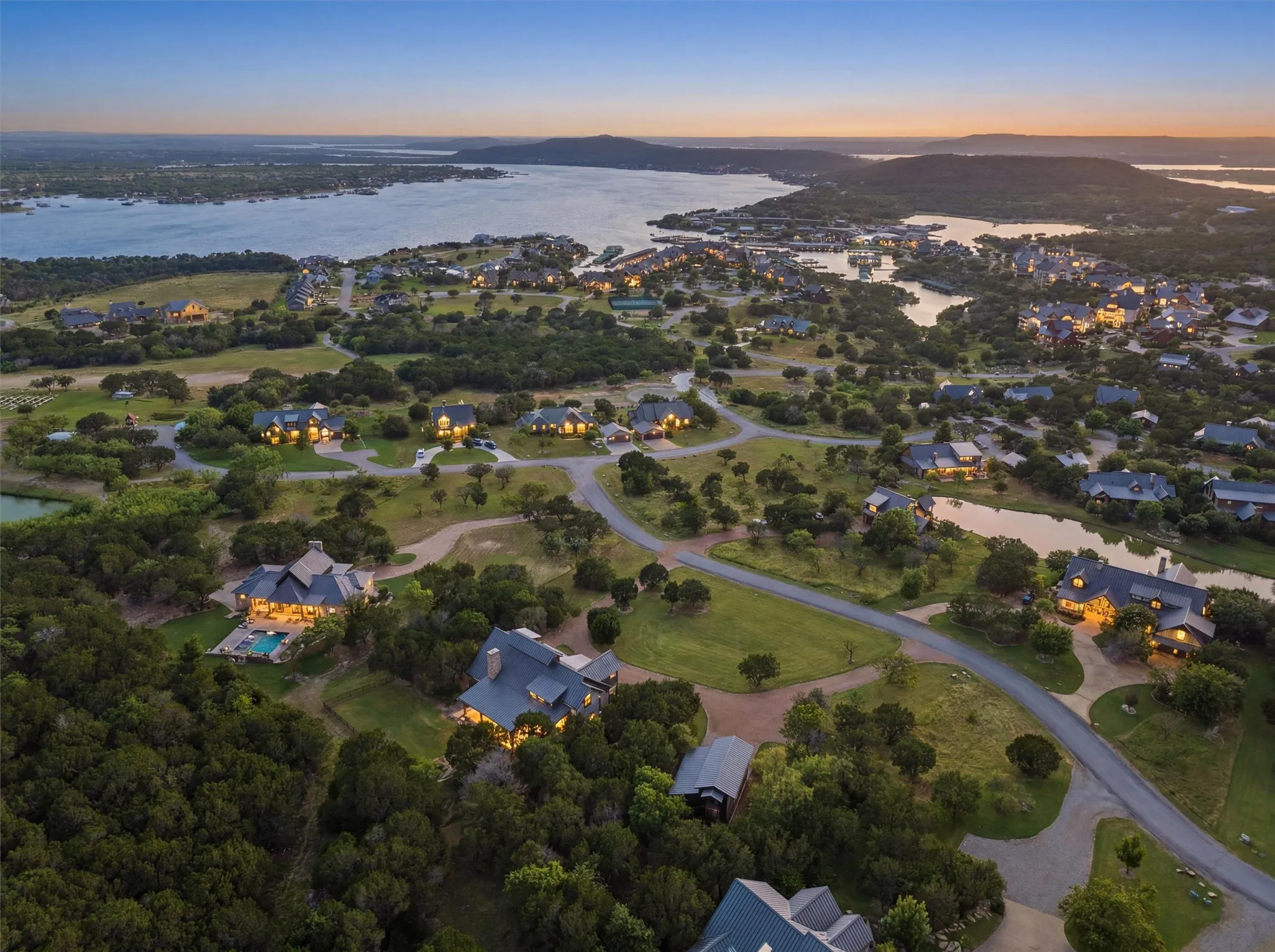 Single Family Residence For Sale in Palo Pinto County , 1046 Grandview Drive, Graford, Texas 76449, 5 Bedrooms, 7 Bathrooms, 1 Garage spaces, 5,321 Sqft, built in 2008, Price $2,000,000, mls#21323097, Real Estate Agent in Graford, Homes For Sale in Palo Pinto county, Homes For Sale in Graford, Realtor in Graford Texas, Real Estate Brokerage Independent Realty Texas, Luminita Cordes Realtor