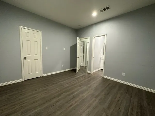Walk in closet
