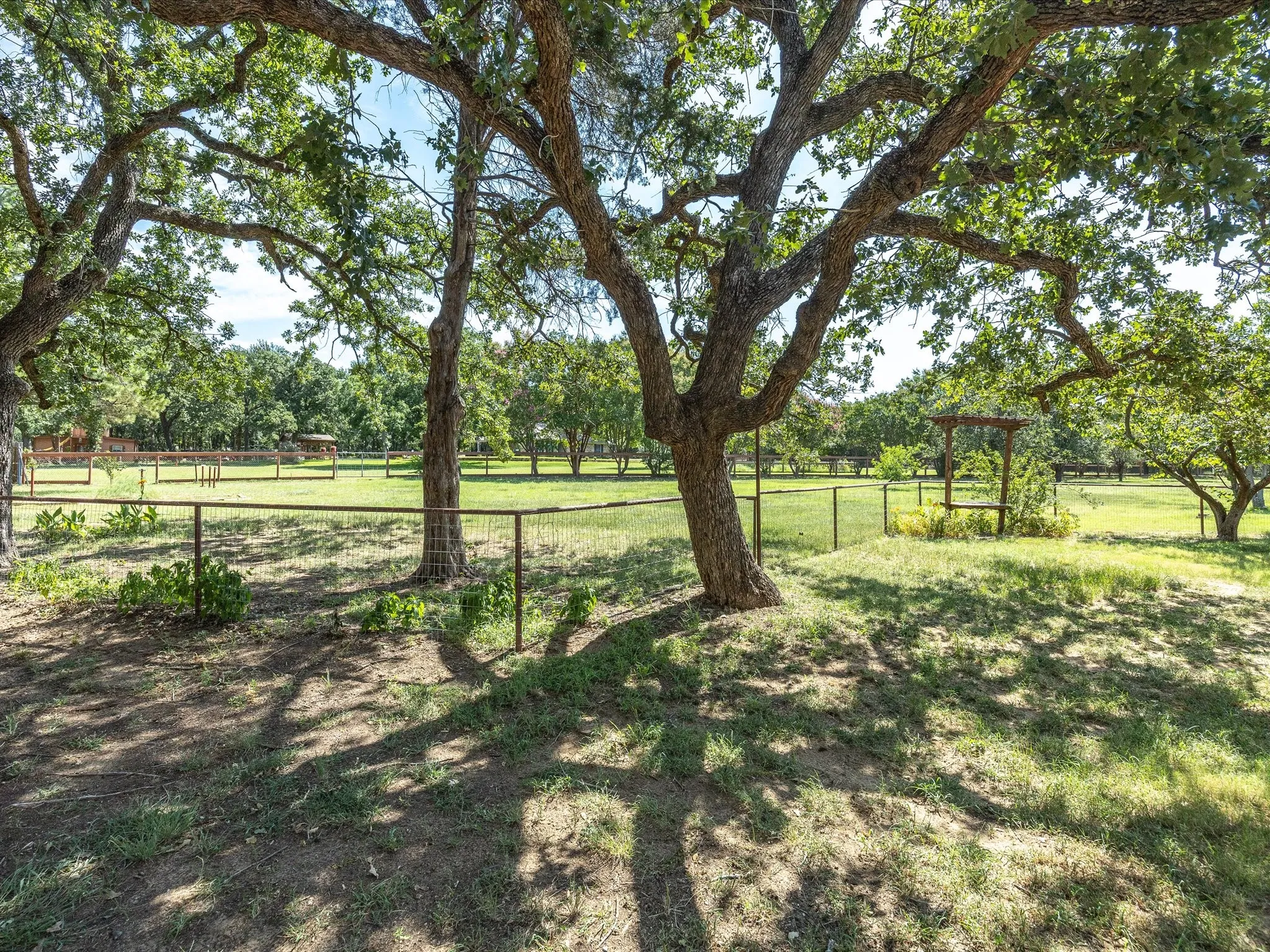 Single Family Residence For Rent in Denton County , 1025 Burchbury Trail, Argyle, Texas 76226, 3 Bedroom, 3 Bathroom, 3 Garage spaces, 4,062 Sqft, built in 1999, mls#21324945, Real Estate Agent in Argyle, Homes For Rent in Denton county, Homes For Rent in Argyle, Realtor in Argyle Texas, Real Estate Brokerage Independent Realty Texas, Luminita Cordes Realtor