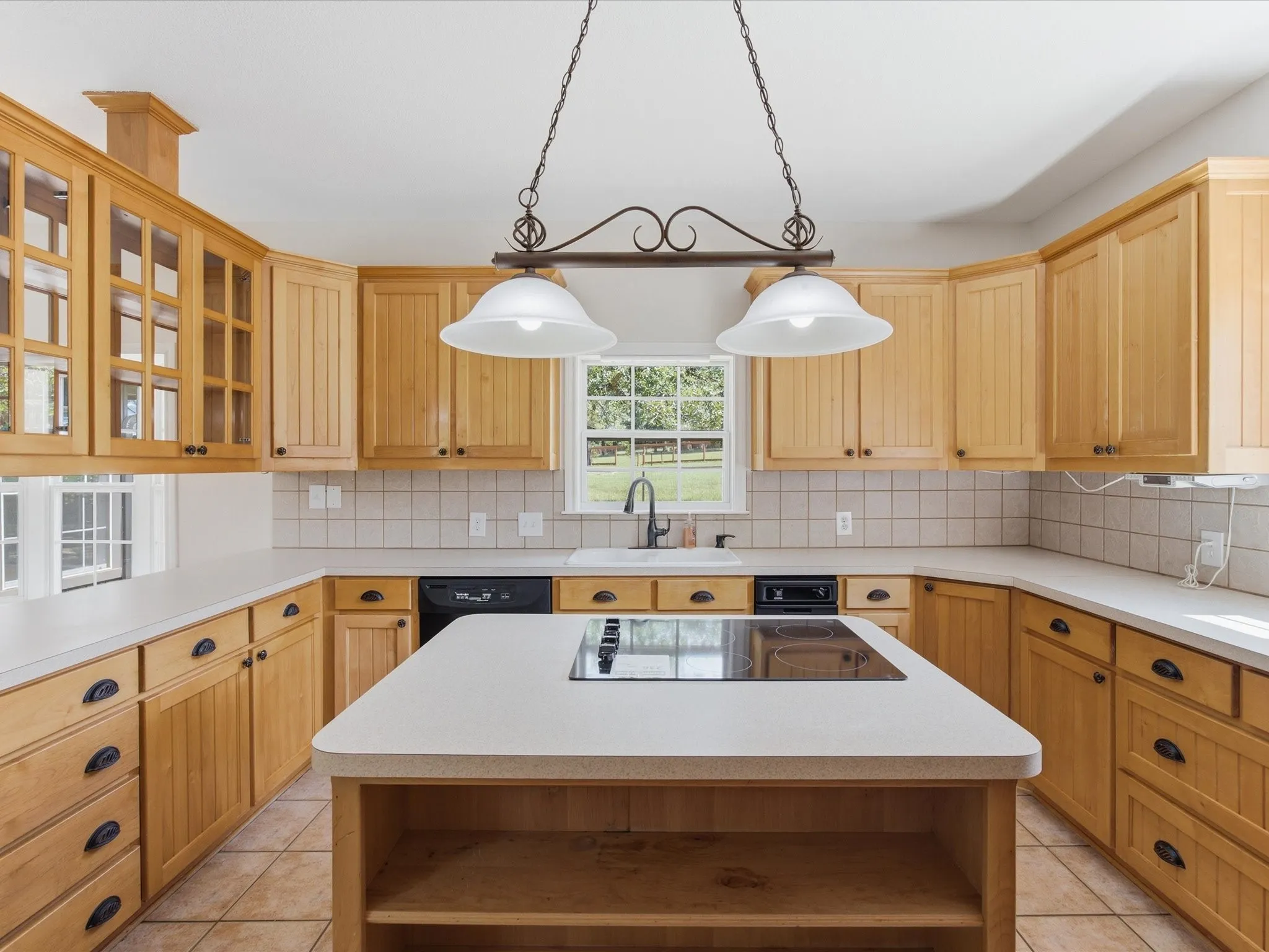 Single Family Residence For Rent in Denton County , 1025 Burchbury Trail, Argyle, Texas 76226, 3 Bedroom, 3 Bathroom, 3 Garage spaces, 4,062 Sqft, built in 1999, mls#21324945, Real Estate Agent in Argyle, Homes For Rent in Denton county, Homes For Rent in Argyle, Realtor in Argyle Texas, Real Estate Brokerage Independent Realty Texas, Luminita Cordes Realtor