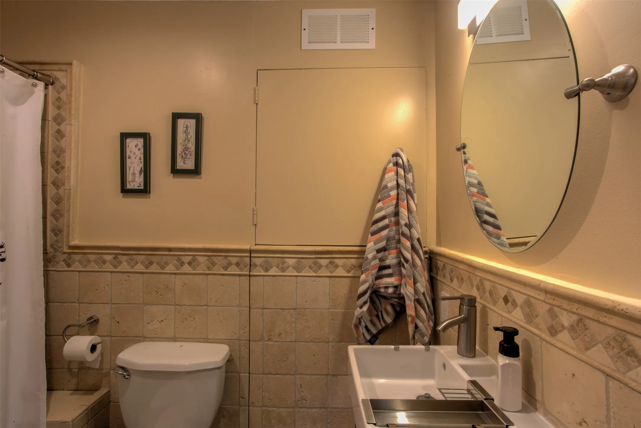 Single Family Residence For Sale in Wise County , 371 County Road 4874, Newark, Texas 76071, 4 Bedroom, 3 Bathroom, 2 Garage spaces, 2,611 Sqft, built in 1985, mls#21322183, Real Estate Agent in Newark, Homes For Sale in Wise county, Homes For Sale in Newark, Realtor in Newark Texas, Real Estate Brokerage Independent Realty Texas, Luminita Cordes Realtor