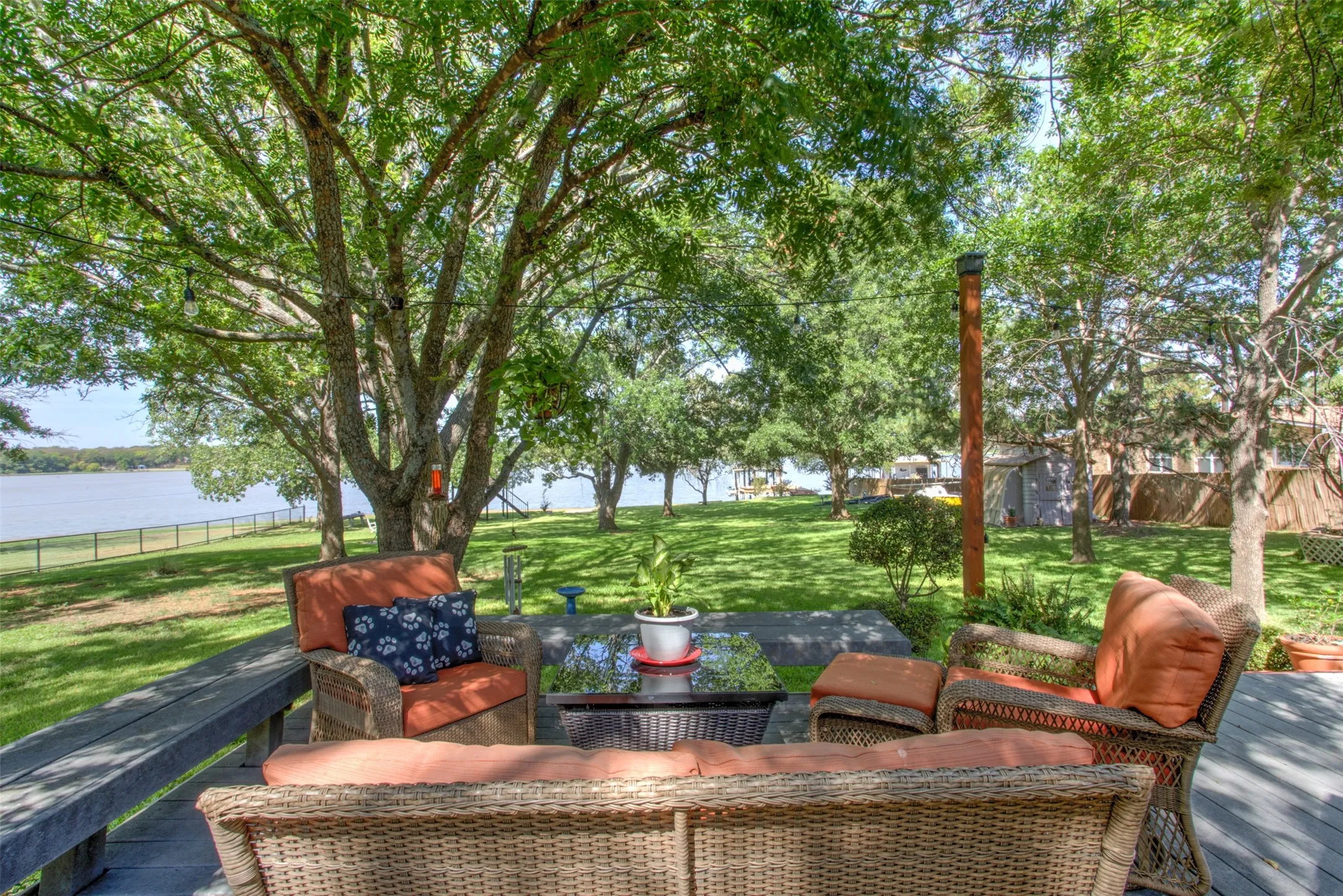Single Family Residence For Sale in Wise County , 371 County Road 4874, Newark, Texas 76071, 4 Bedroom, 3 Bathroom, 2 Garage spaces, 2,611 Sqft, built in 1985, mls#21322183, Real Estate Agent in Newark, Homes For Sale in Wise county, Homes For Sale in Newark, Realtor in Newark Texas, Real Estate Brokerage Independent Realty Texas, Luminita Cordes Realtor