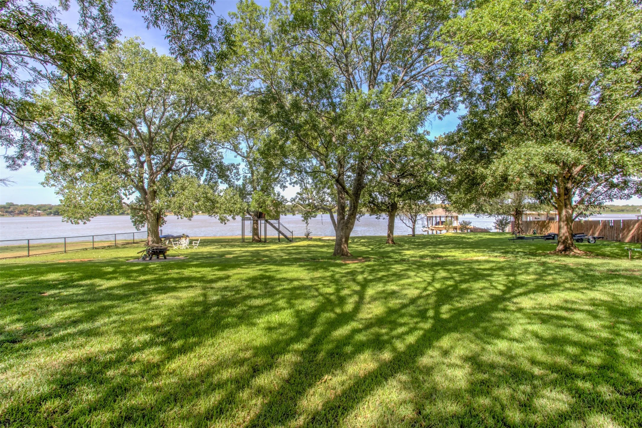 Single Family Residence For Sale in Wise County , 371 County Road 4874, Newark, Texas 76071, 4 Bedroom, 3 Bathroom, 2 Garage spaces, 2,611 Sqft, built in 1985, mls#21322183, Real Estate Agent in Newark, Homes For Sale in Wise county, Homes For Sale in Newark, Realtor in Newark Texas, Real Estate Brokerage Independent Realty Texas, Luminita Cordes Realtor