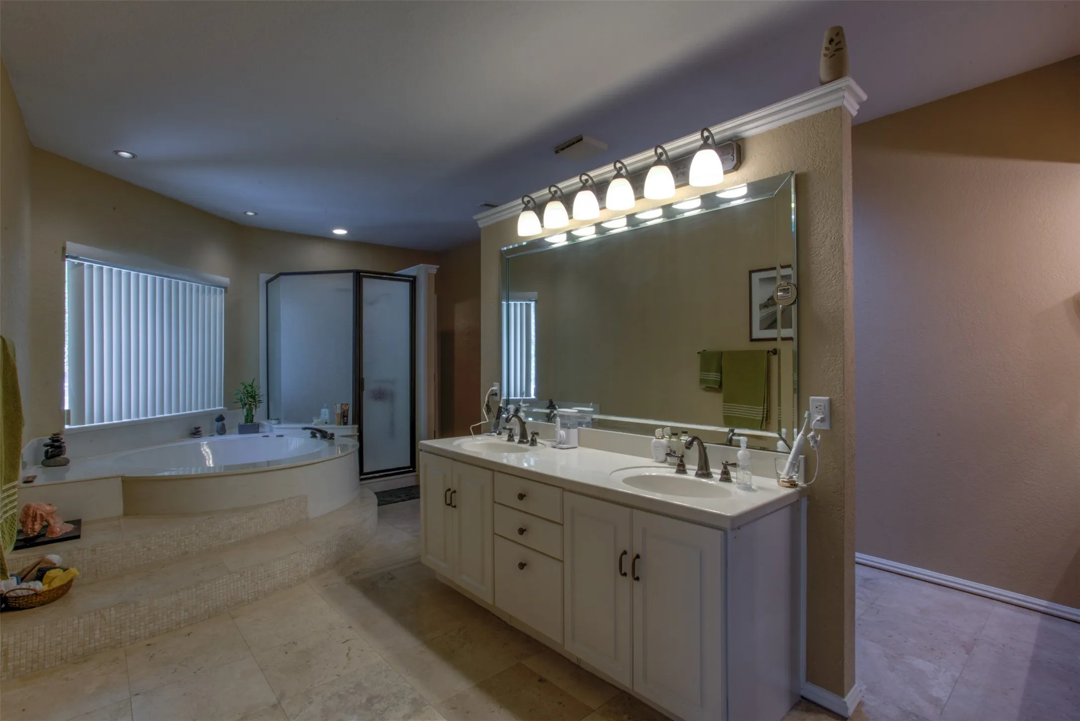 Single Family Residence For Sale in Wise County , 371 County Road 4874, Newark, Texas 76071, 4 Bedroom, 3 Bathroom, 2 Garage spaces, 2,611 Sqft, built in 1985, mls#21322183, Real Estate Agent in Newark, Homes For Sale in Wise county, Homes For Sale in Newark, Realtor in Newark Texas, Real Estate Brokerage Independent Realty Texas, Luminita Cordes Realtor
