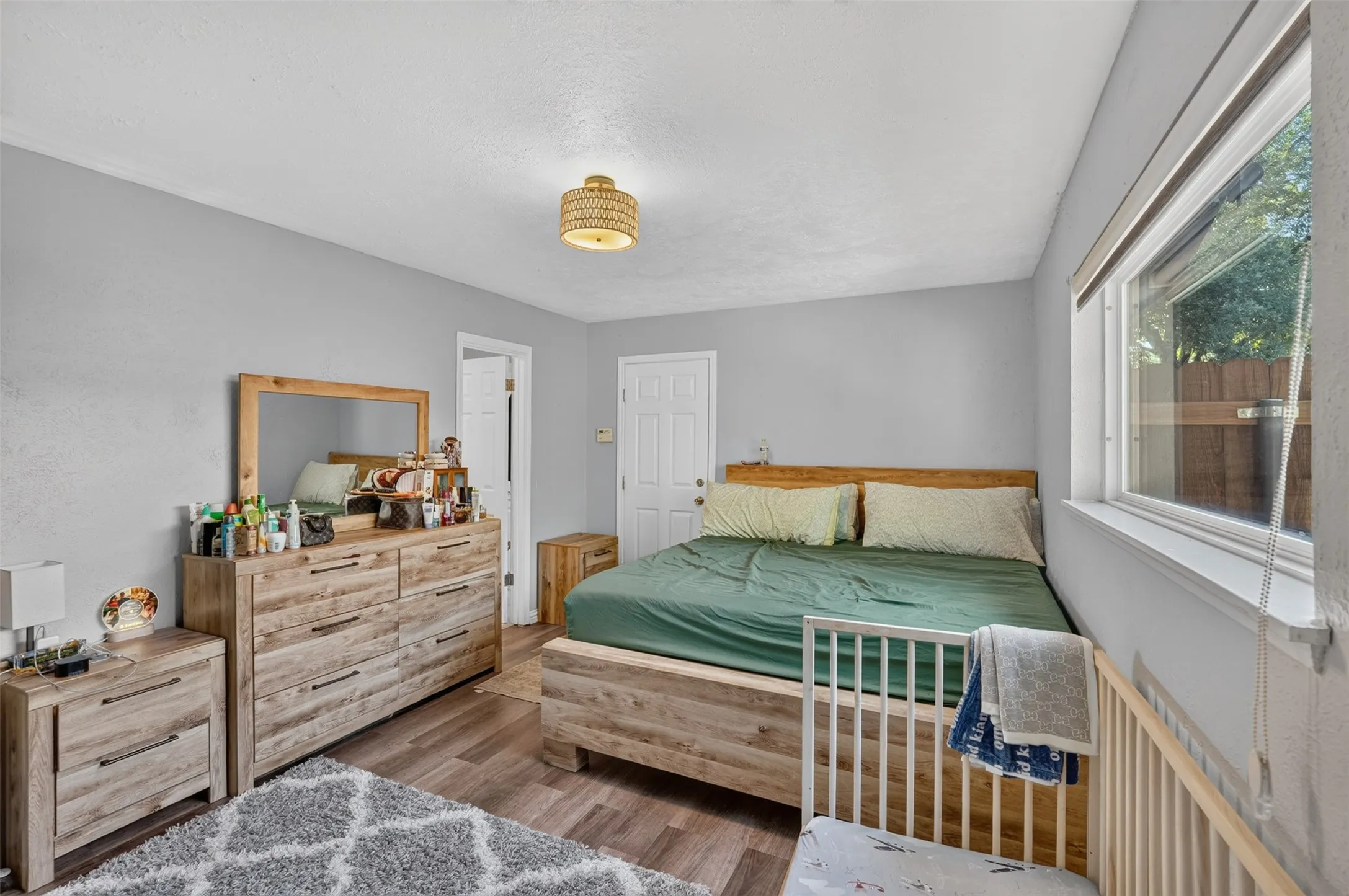 Single Family Residence For Rent in Collin County , 3486 Chelsea Lane, Plano, Texas 75074, 4 Bedroom, 2 Bathroom, 2 Garage spaces, 1,473 Sqft, built in 1975, mls#21325085, Real Estate Agent in Plano, Homes For Rent in Collin county, Homes For Rent in Plano, Realtor in Plano Texas, Real Estate Brokerage Independent Realty Texas, Luminita Cordes Realtor