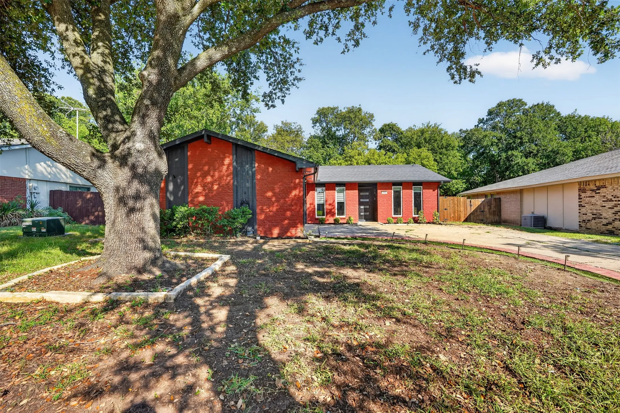 Single Family Residence For Rent in Collin County , 3486 Chelsea Lane, Plano, Texas 75074, 4 Bedroom, 2 Bathroom, 2 Garage spaces, 1,473 Sqft, built in 1975, mls#21325085, Real Estate Agent in Plano, Homes For Rent in Collin county, Homes For Rent in Plano, Realtor in Plano Texas, Real Estate Brokerage Independent Realty Texas, Luminita Cordes Realtor