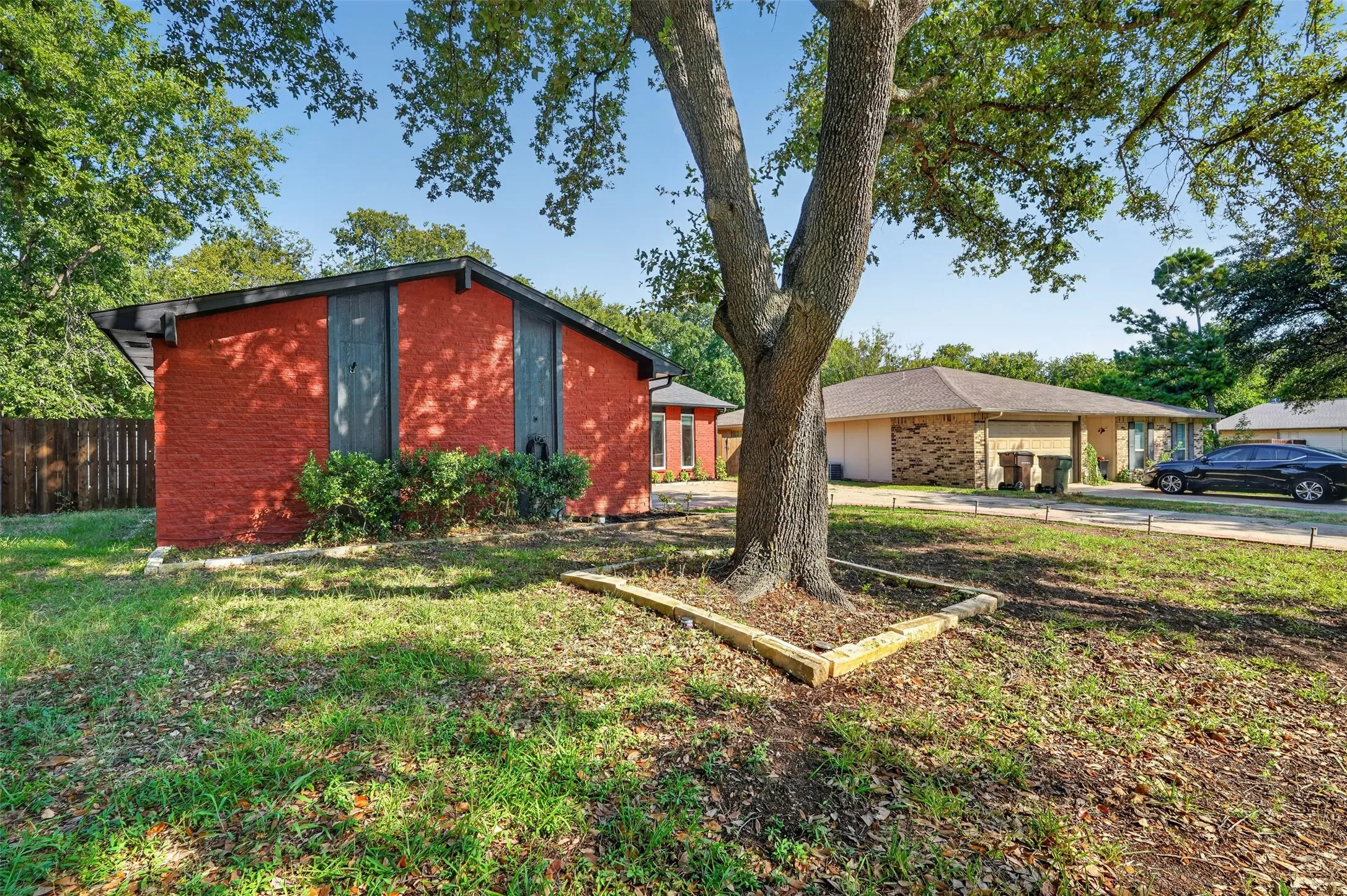 Single Family Residence For Rent in Collin County , 3486 Chelsea Lane, Plano, Texas 75074, 4 Bedroom, 2 Bathroom, 2 Garage spaces, 1,473 Sqft, built in 1975, mls#21325085, Real Estate Agent in Plano, Homes For Rent in Collin county, Homes For Rent in Plano, Realtor in Plano Texas, Real Estate Brokerage Independent Realty Texas, Luminita Cordes Realtor