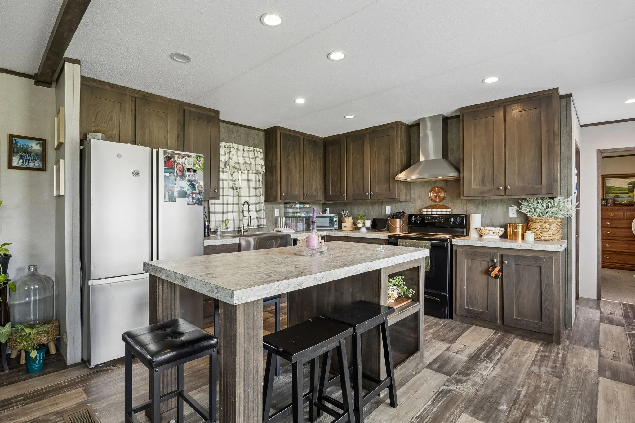 Island Kitchen