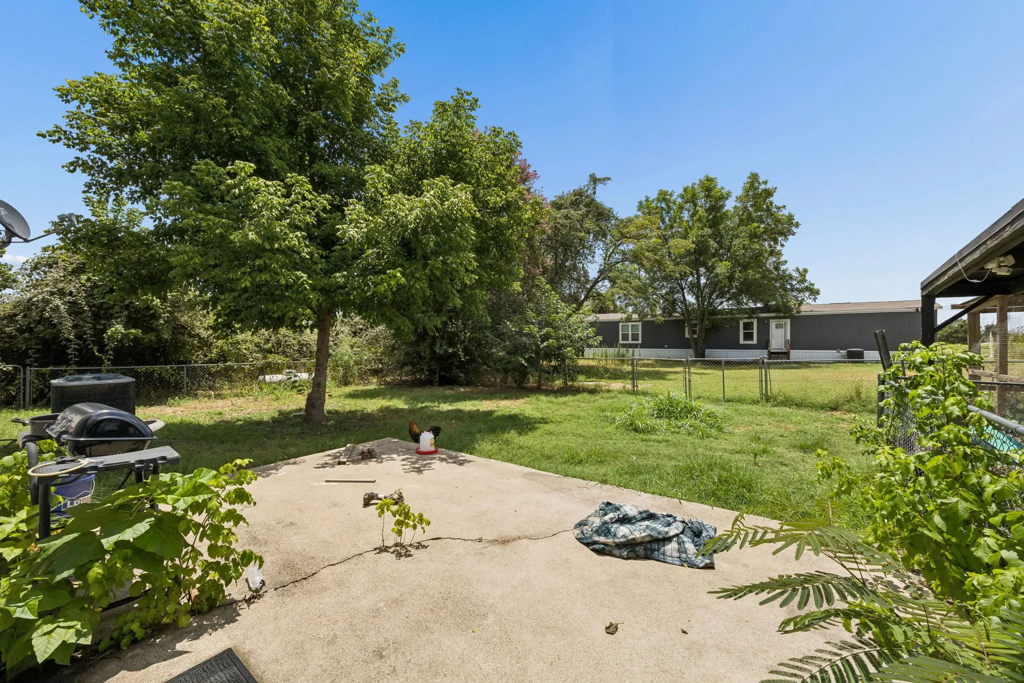 Mobile Home For Sale in Tarrant County , 7971 Peden Road, Azle, Texas 76020, 3 Bedroom, 2 Bathroom, Garage spaces, 1,917 Sqft, built in 1978, Price $400,000, mls#21323891, Real Estate Agent in Azle, Homes For Sale in Tarrant county, Homes For Sale in Azle, Realtor in Azle Texas, Real Estate Brokerage Independent Realty Texas, Luminita Cordes Realtor