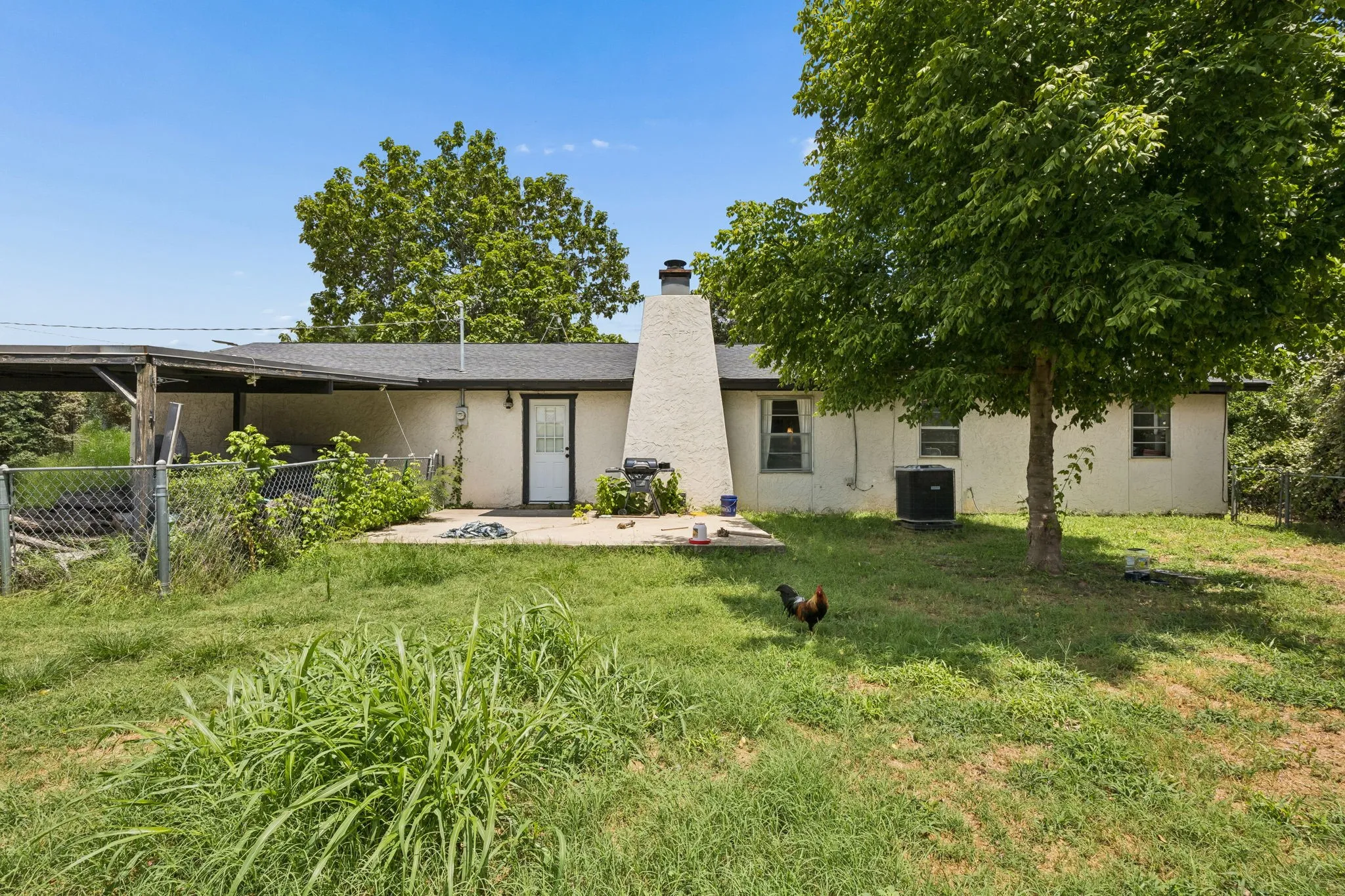 Mobile Home For Sale in Tarrant County , 7971 Peden Road, Azle, Texas 76020, 3 Bedroom, 2 Bathroom, Garage spaces, 1,917 Sqft, built in 1978, Price $400,000, mls#21323891, Real Estate Agent in Azle, Homes For Sale in Tarrant county, Homes For Sale in Azle, Realtor in Azle Texas, Real Estate Brokerage Independent Realty Texas, Luminita Cordes Realtor