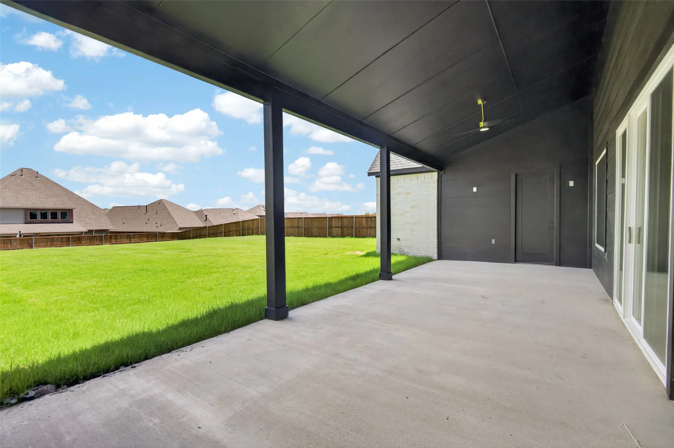 Single Family Residence For Sale in Kaufman County , 1010 Devonshire Drive N, Forney, Texas 75126, 5 Bedroom, 4 Bathroom, 2 Garage spaces, 3,349 Sqft, built in 2026, mls#21322915, Real Estate Agent in Forney, Homes For Sale in Kaufman county, Homes For Sale in Forney, Realtor in Forney Texas, Real Estate Brokerage Independent Realty Texas, Luminita Cordes Realtor