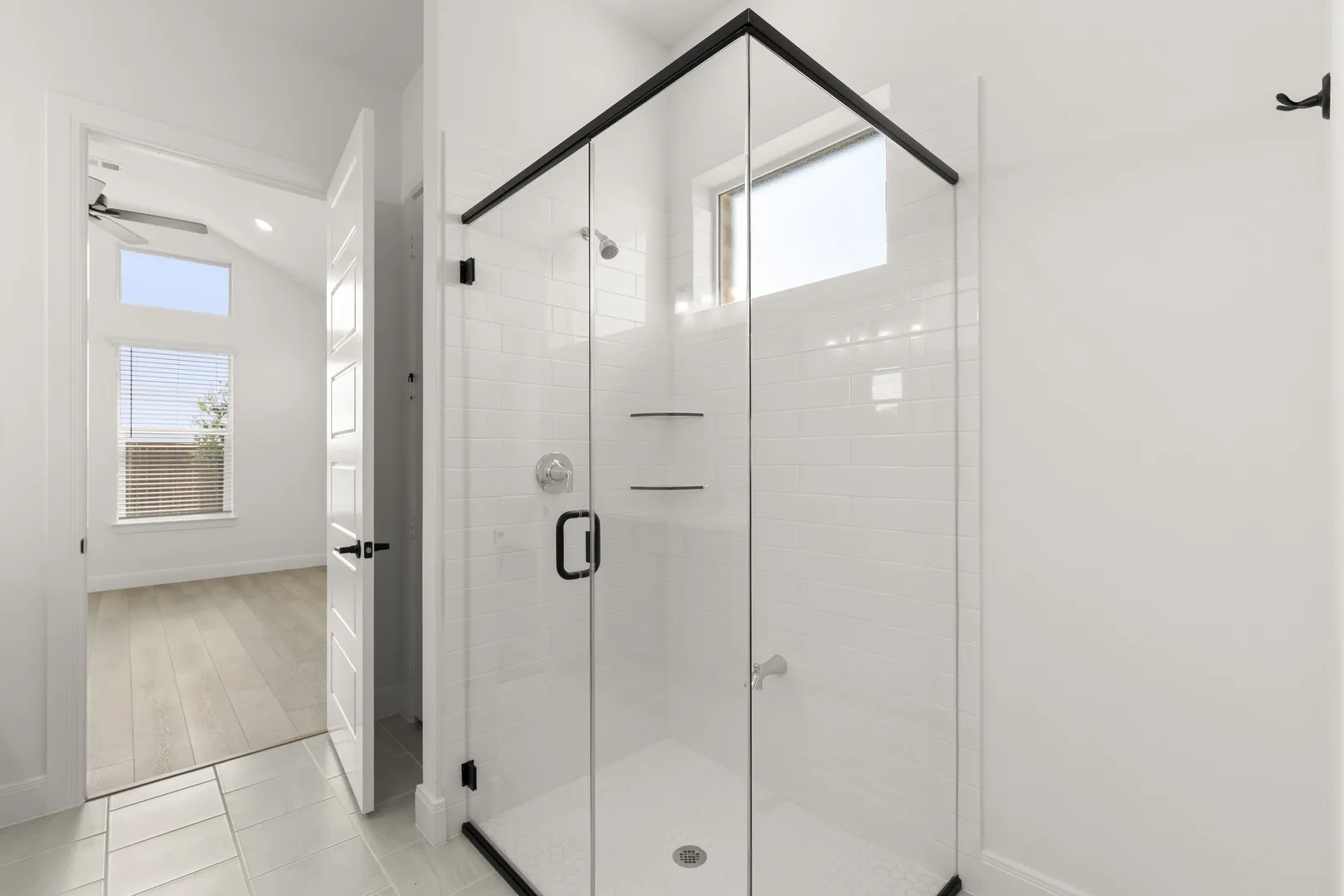 24. 5416 Sundareson - Bath (3)