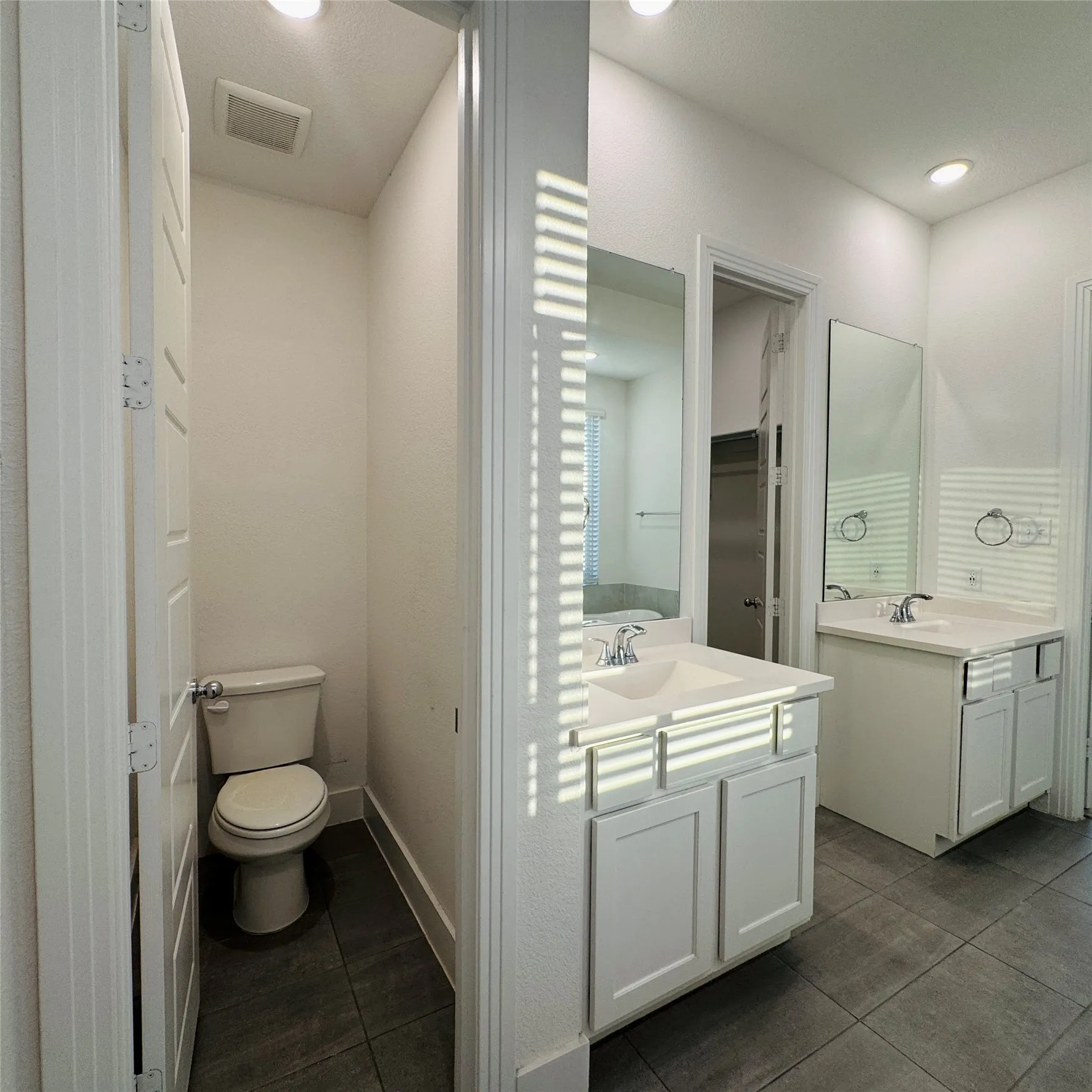 Single Family Residence For Sale in Denton County , 1804 Pelham, Aubrey, Texas 76227, 4 Bedrooms, 4 Bathrooms, 2 Garage spaces, 2,894 Sqft, built in 2023, Price $452,000, mls#21305903, Real Estate Agent in Aubrey, Homes For Sale in Denton county, Homes For Sale in Aubrey, Realtor in Aubrey Texas, Real Estate Brokerage Independent Realty Texas, Luminita Cordes Realtor